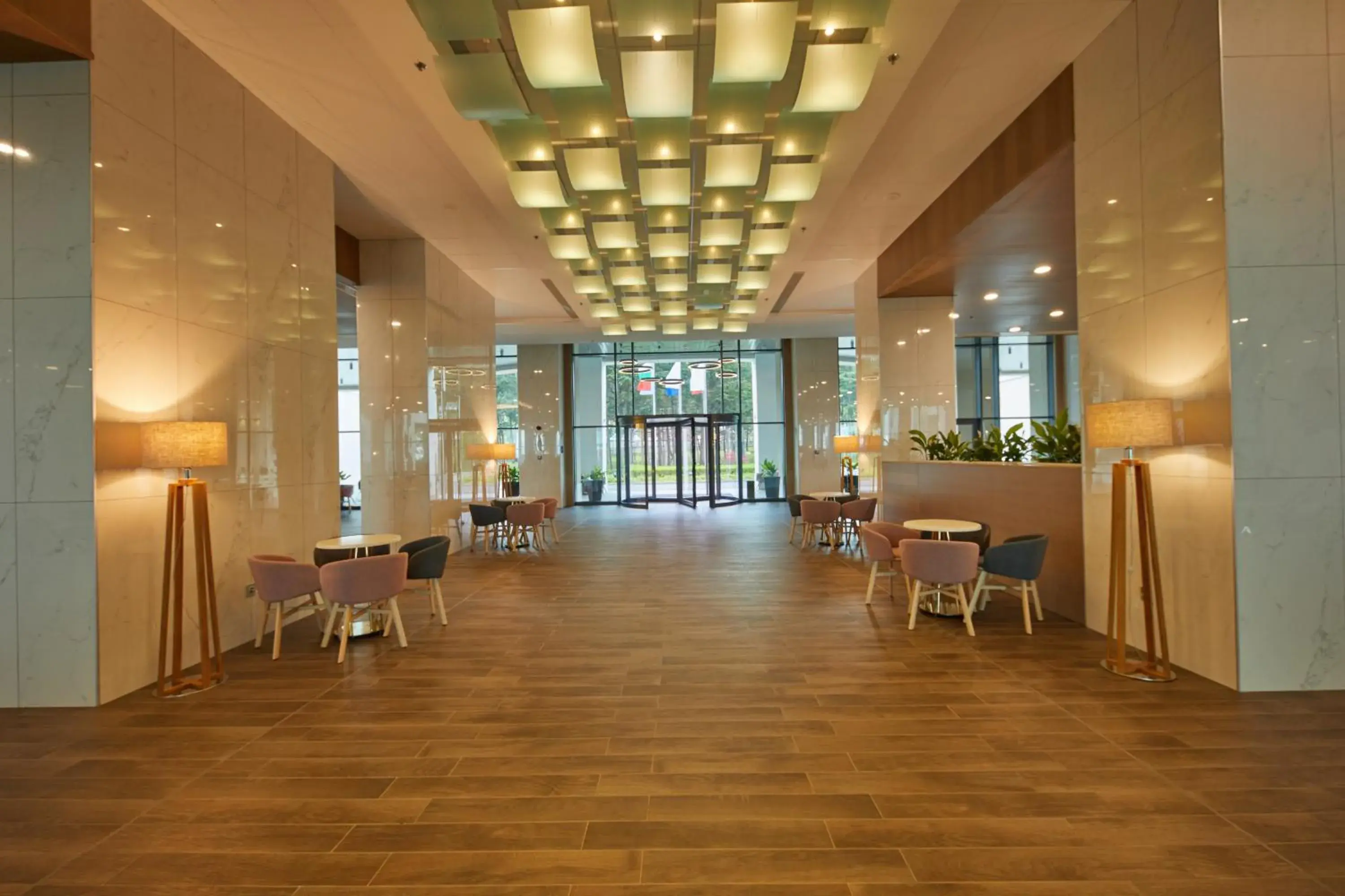 Living room in Secrets Sunny Beach Resort and Spa - Premium All Inclusive - Adults Only Living room in Secrets Sunny Beach Resort and Spa - Premium All Inclusive - Adults Only