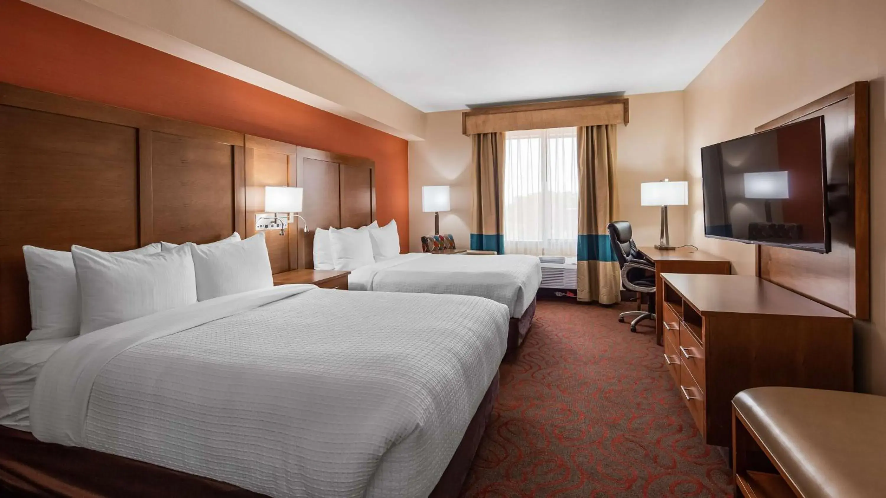 Photo of the whole room, Bed in Best Western Cannon A.F.B. Photo of the whole room, Bed in Best Western Cannon A.F.B.