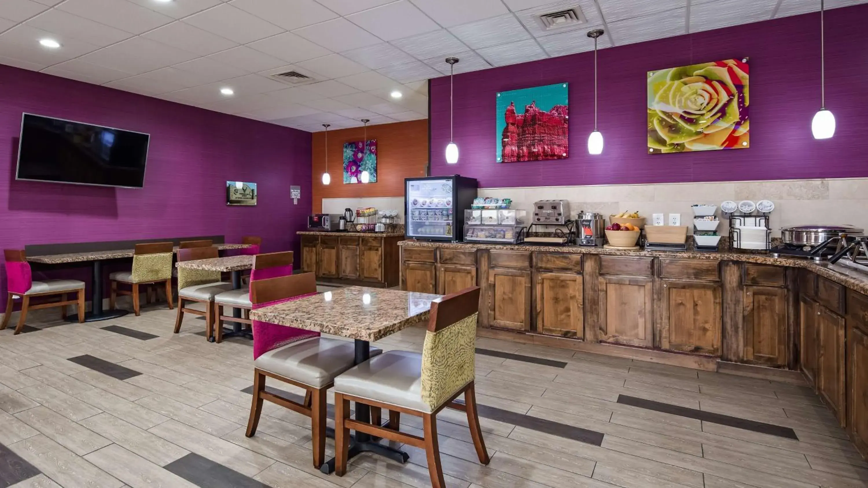 Restaurant/places to eat in Best Western Cannon A.F.B. Restaurant/places to eat in Best Western Cannon A.F.B.