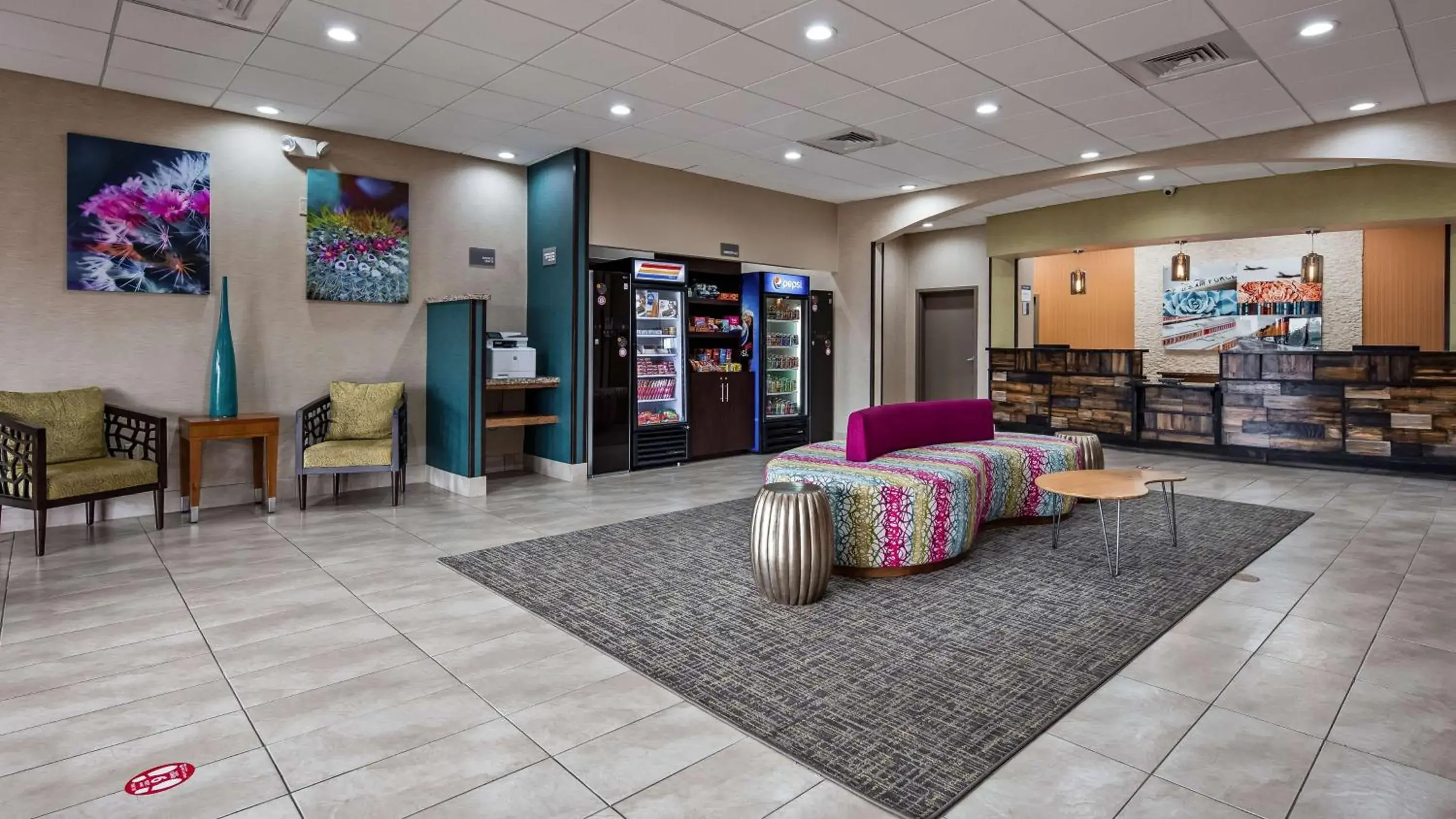 Lobby or reception in Best Western Cannon A.F.B. Lobby or reception in Best Western Cannon A.F.B.