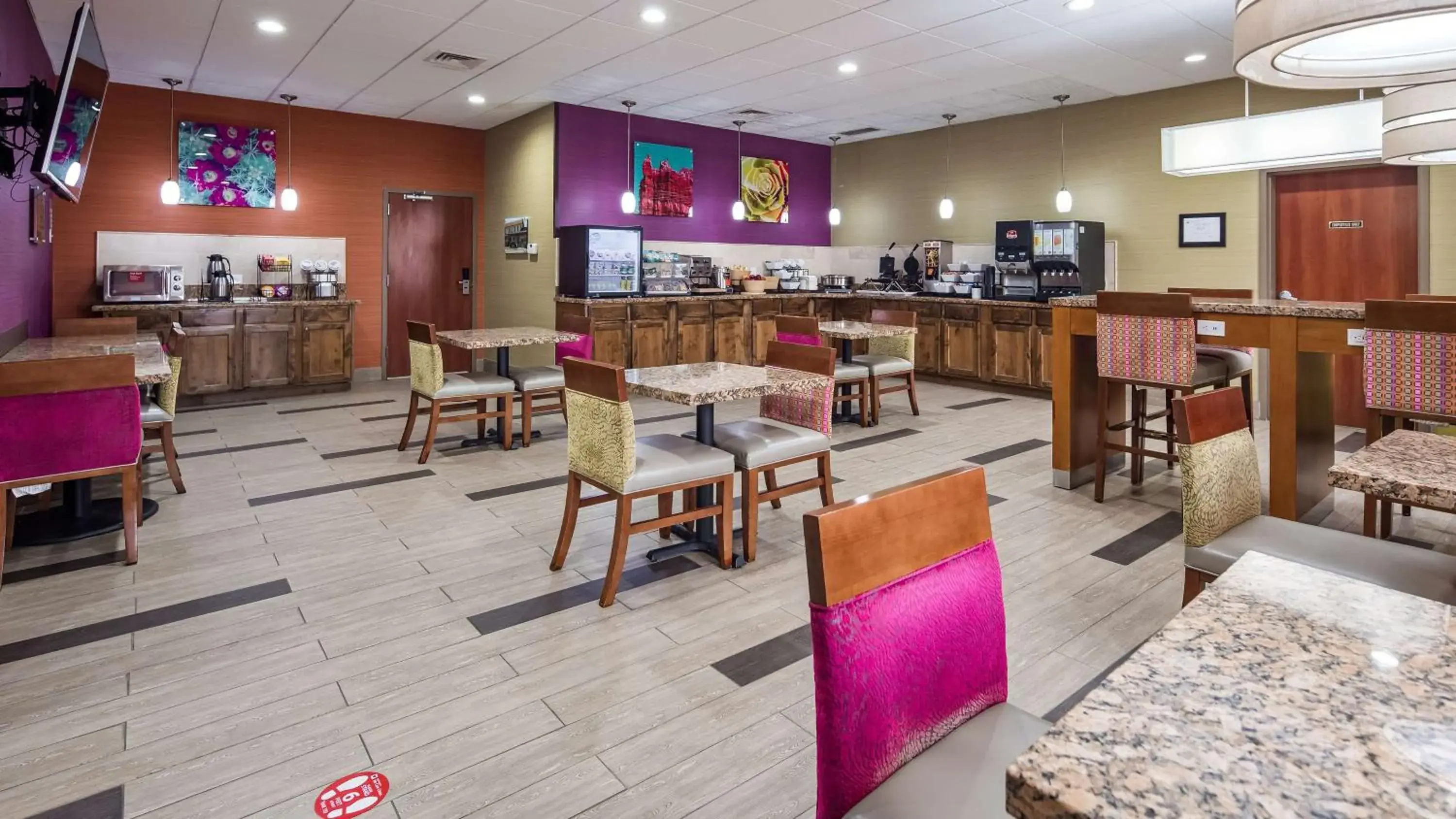 Restaurant/places to eat in Best Western Cannon A.F.B. Restaurant/places to eat in Best Western Cannon A.F.B.