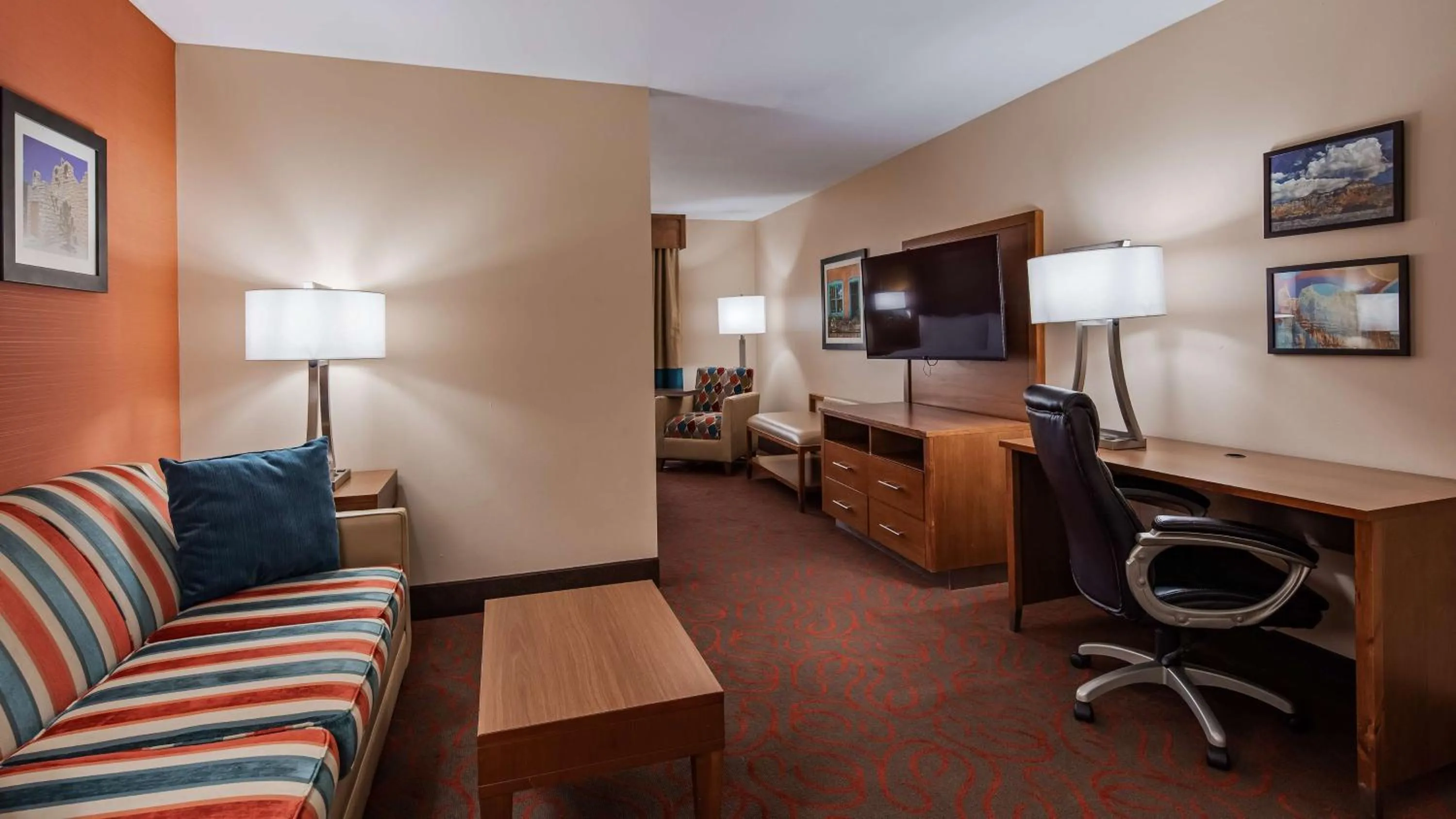 Photo of the whole room in Best Western Cannon A.F.B.