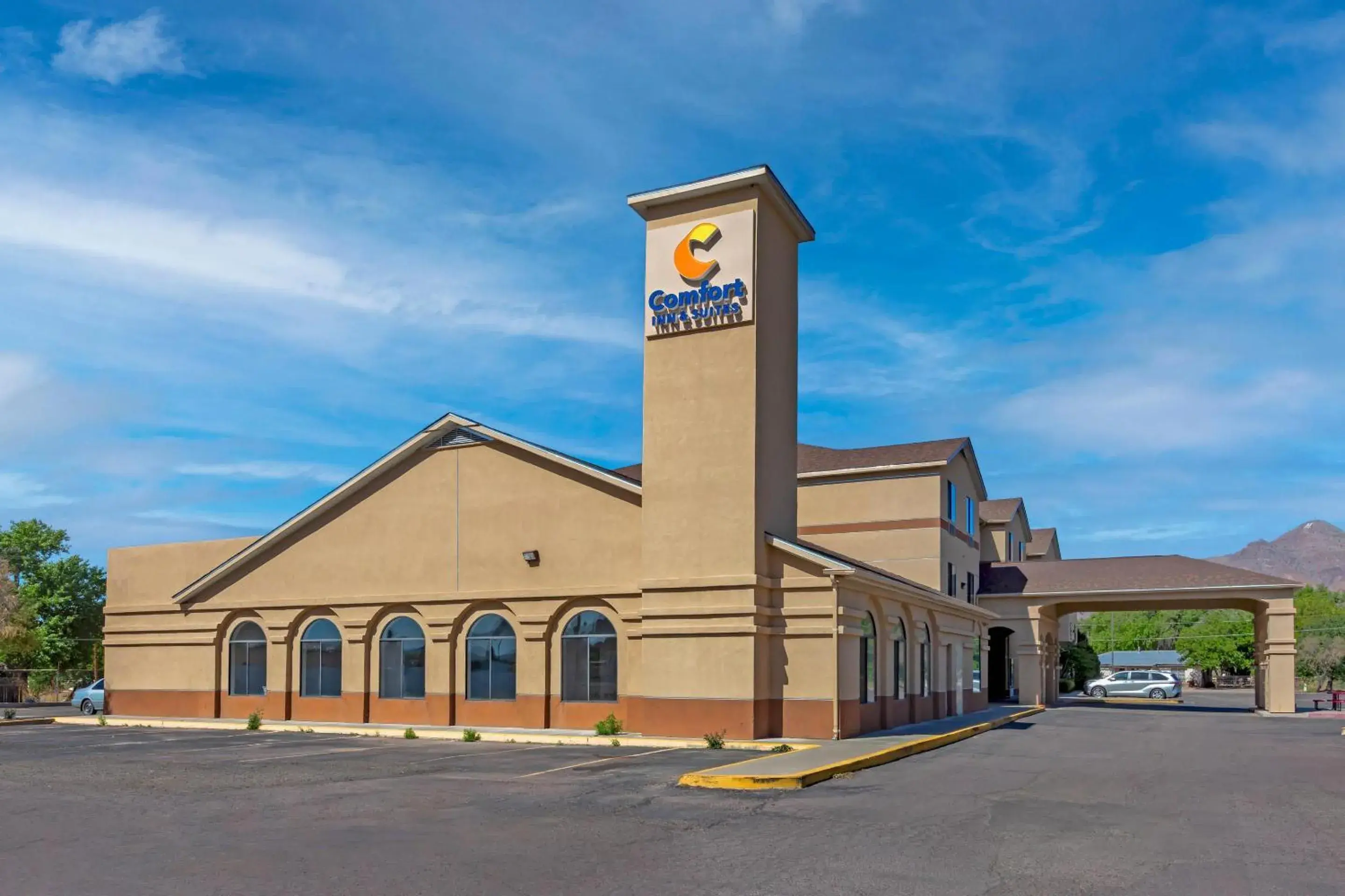 Property building in Comfort Inn & Suites Socorro Property building in Comfort Inn & Suites Socorro
