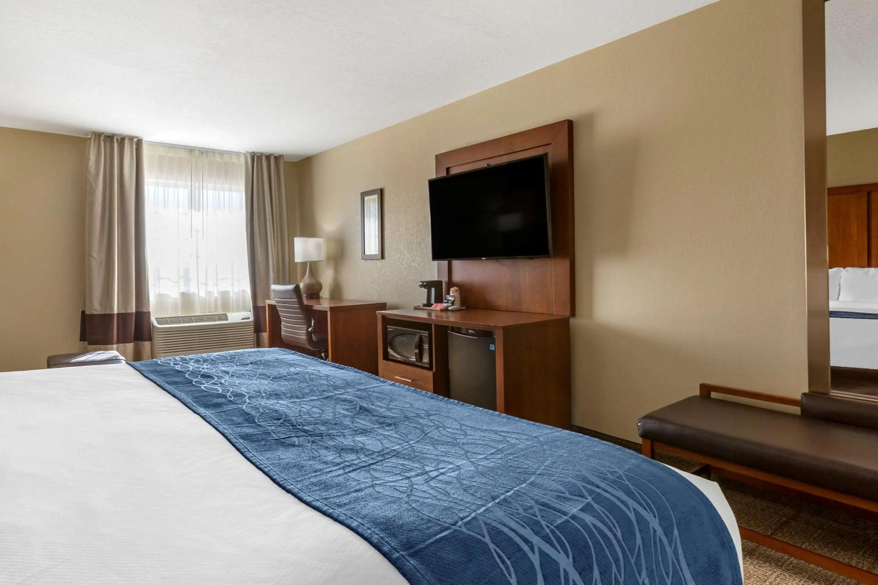 Photo of the whole room, Bed in Comfort Inn & Suites Lordsburg I-10