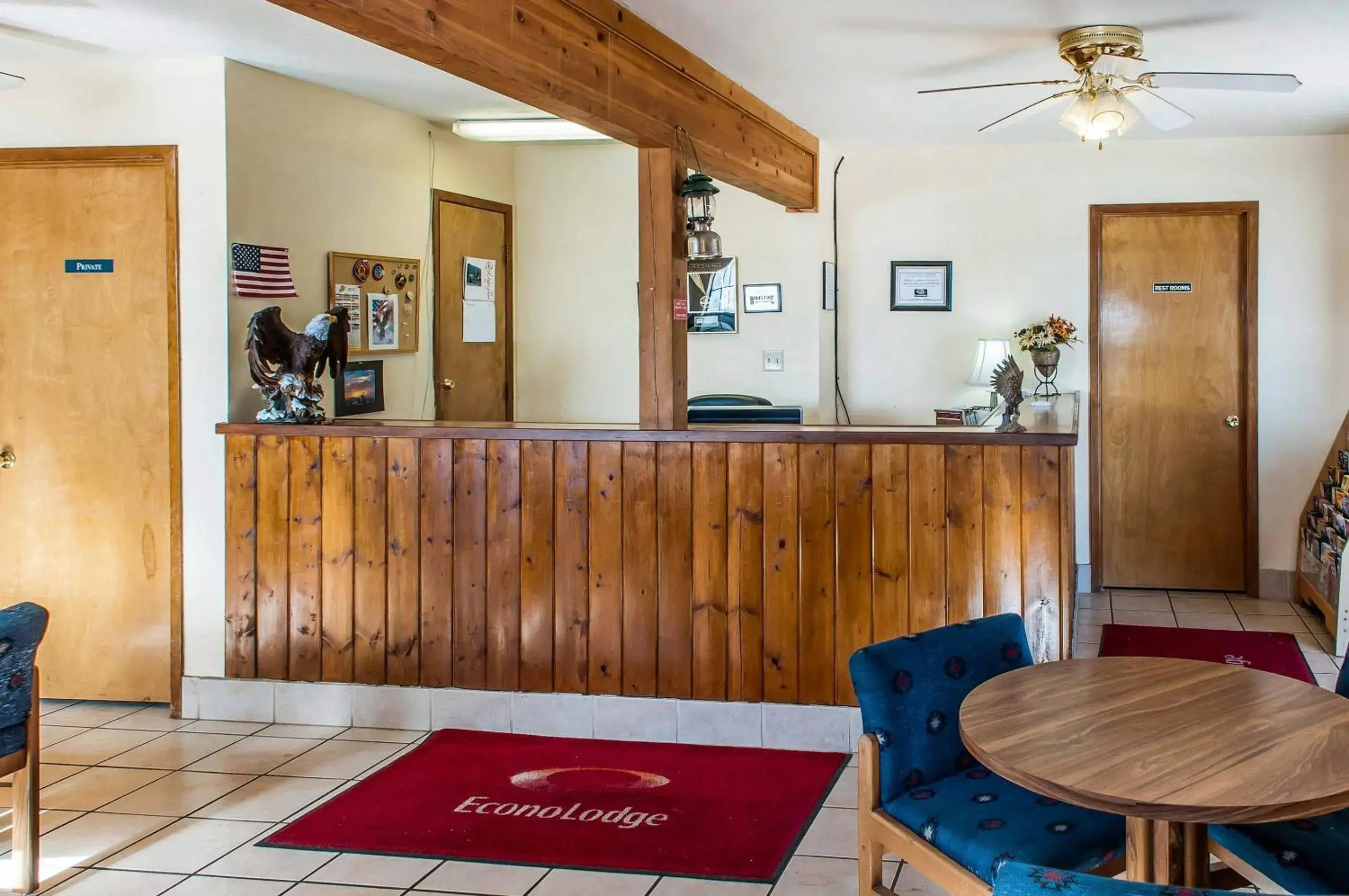 Lobby or reception in Econo Lodge Lobby or reception in Econo Lodge