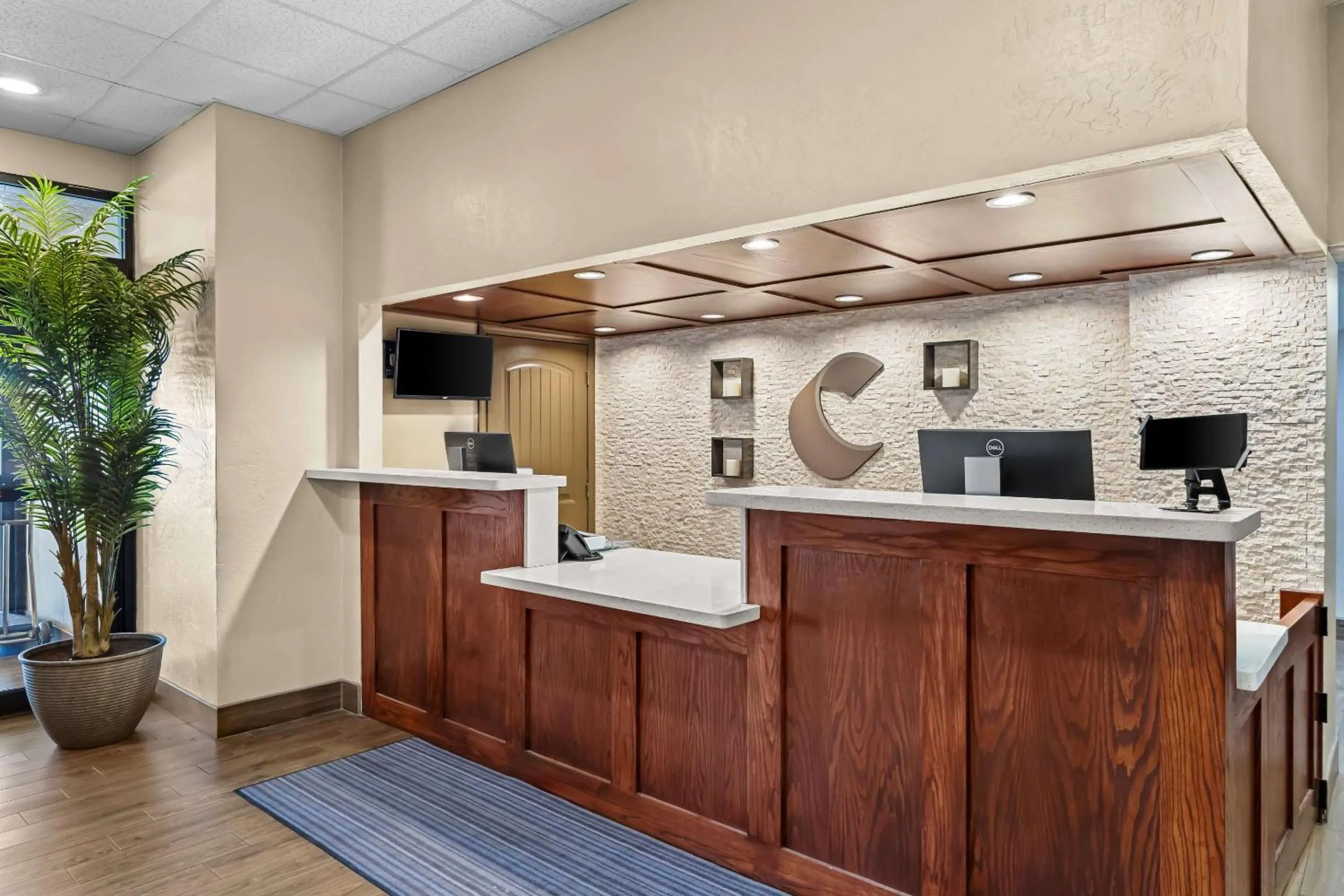 Lobby or reception in Comfort Inn Santa Rosa on Route 66