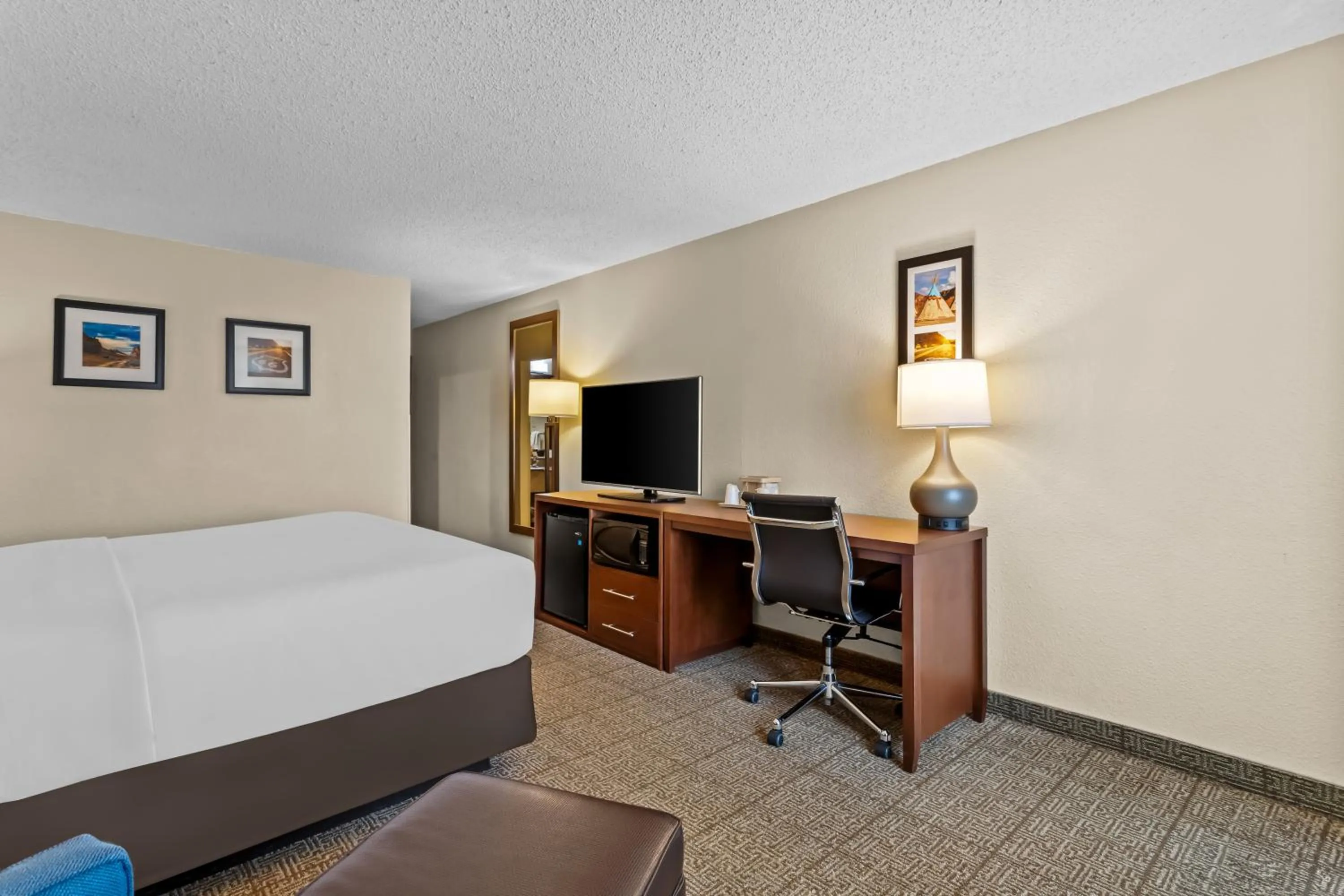 Bed in Comfort Inn Santa Rosa on Route 66