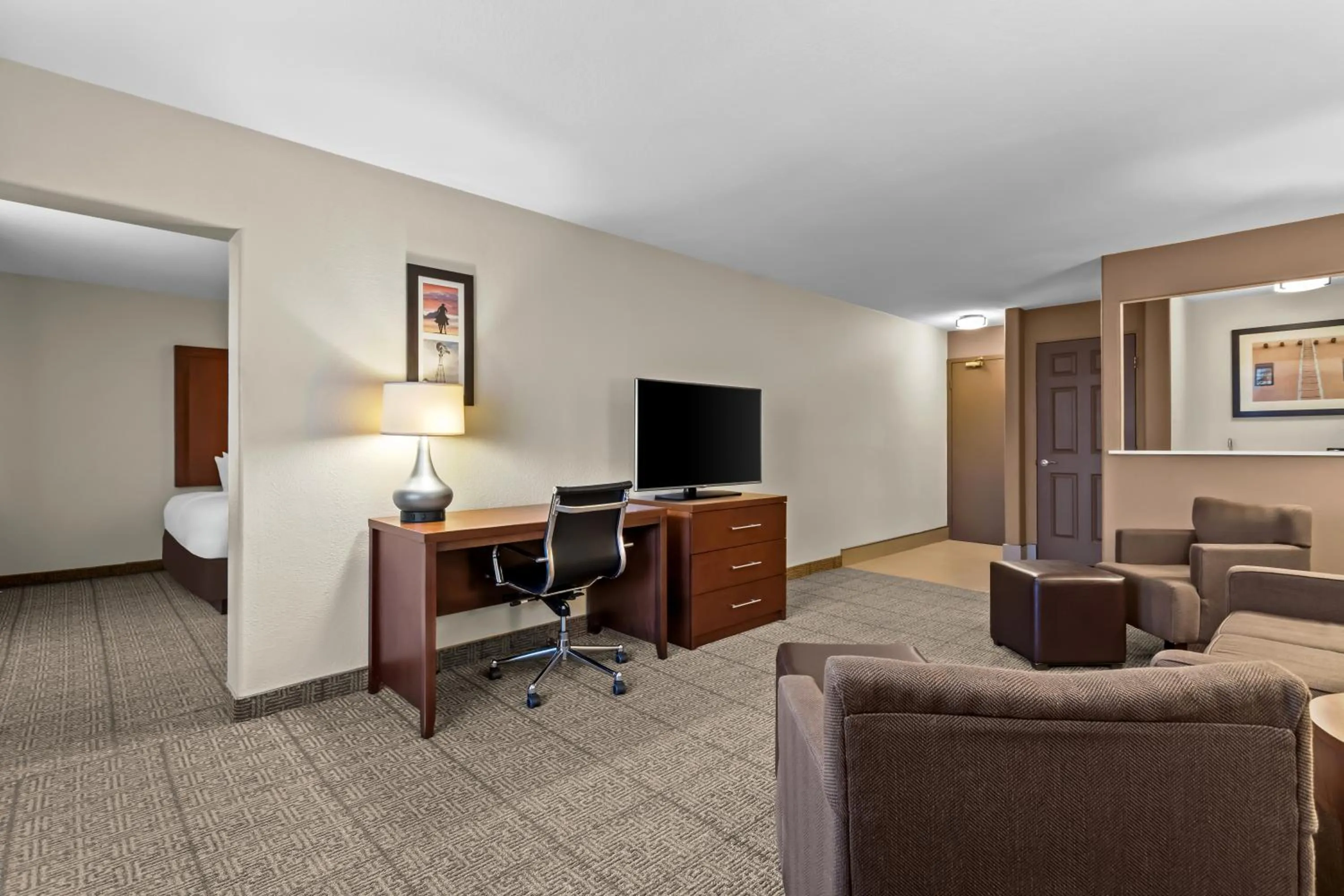 Living room in Comfort Inn Santa Rosa on Route 66