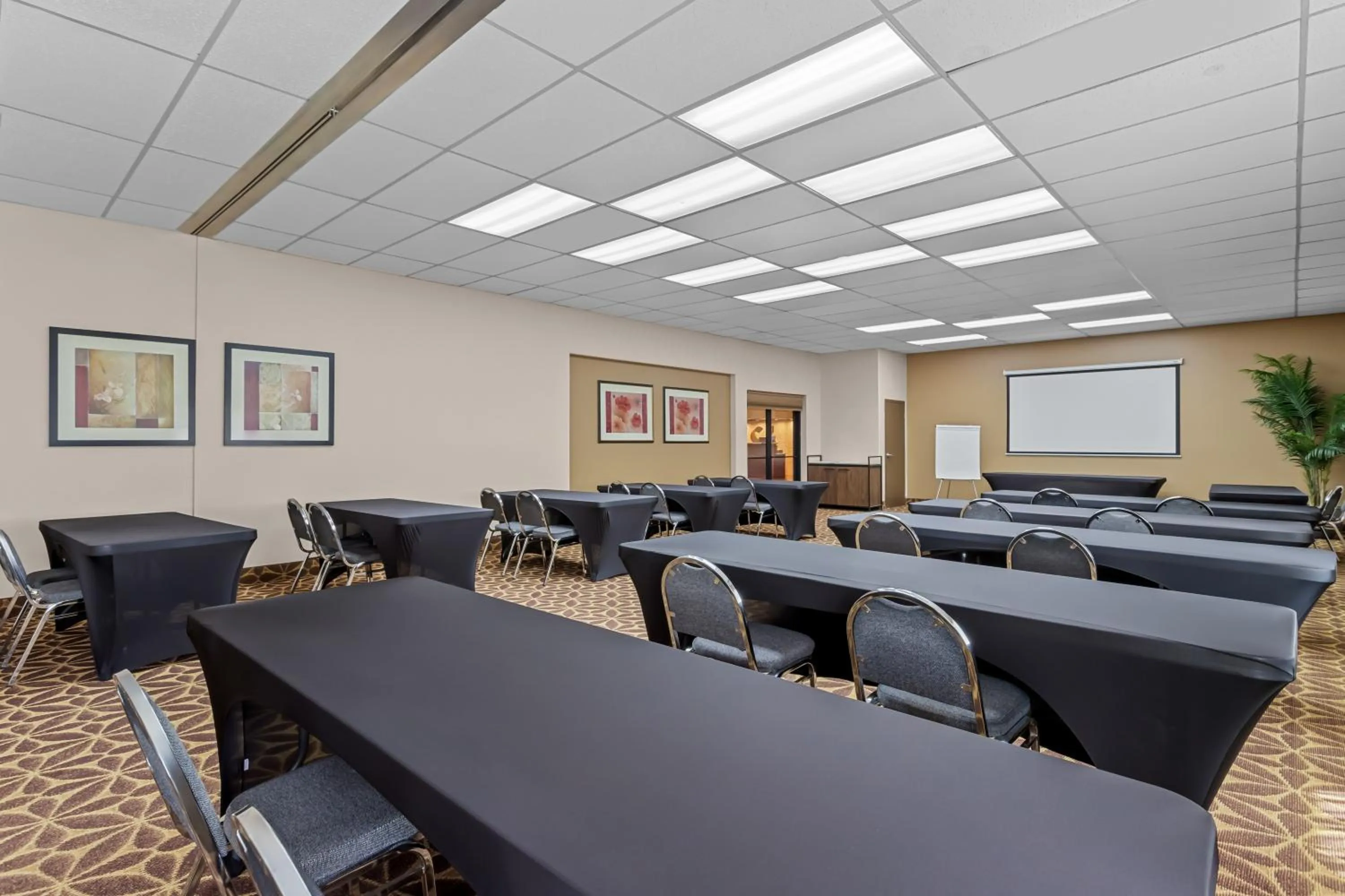 Meeting/conference room in Comfort Inn Santa Rosa on Route 66