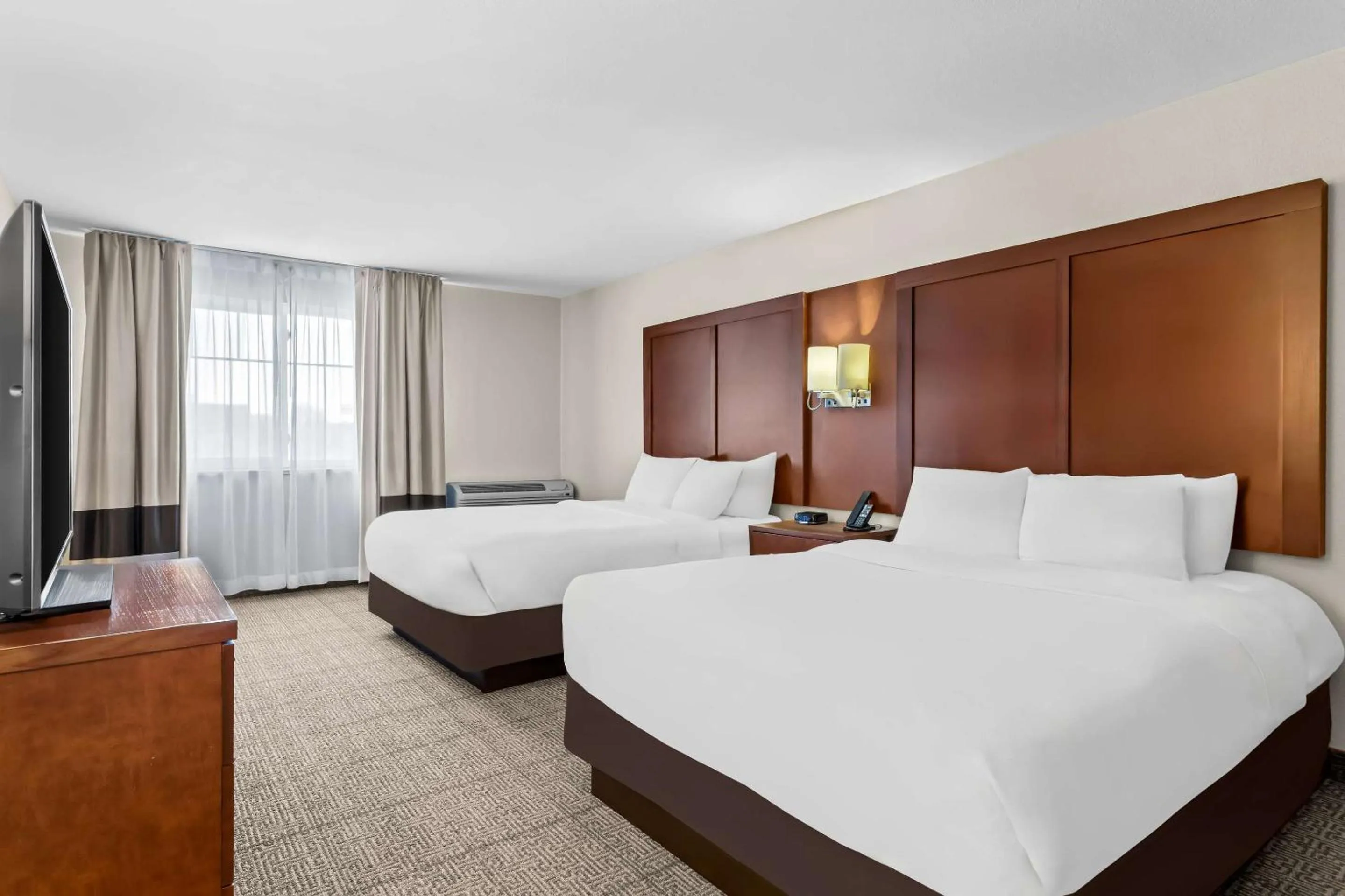 Bedroom, Bed in Comfort Inn Santa Rosa on Route 66