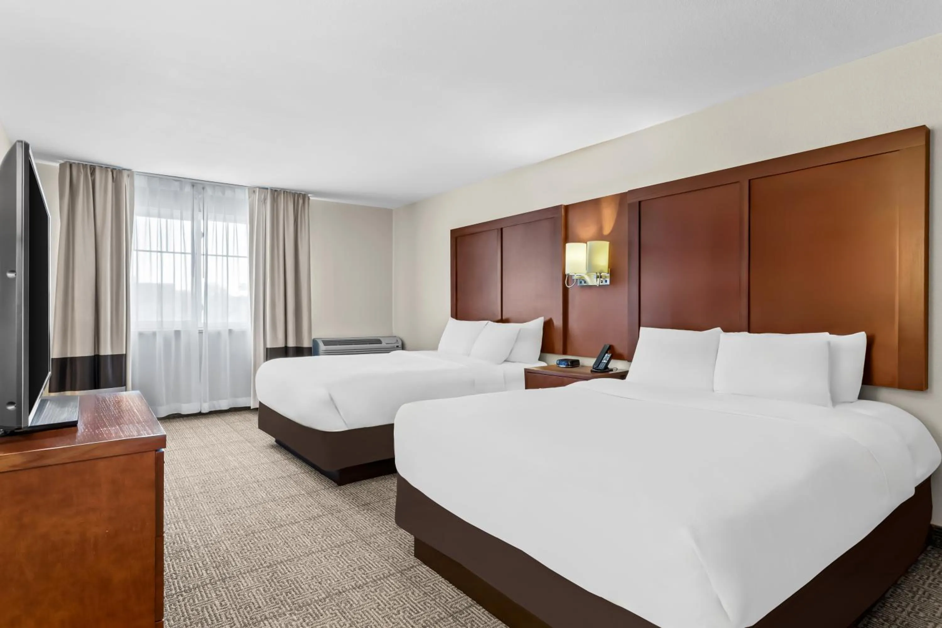 Bed in Comfort Inn Santa Rosa on Route 66