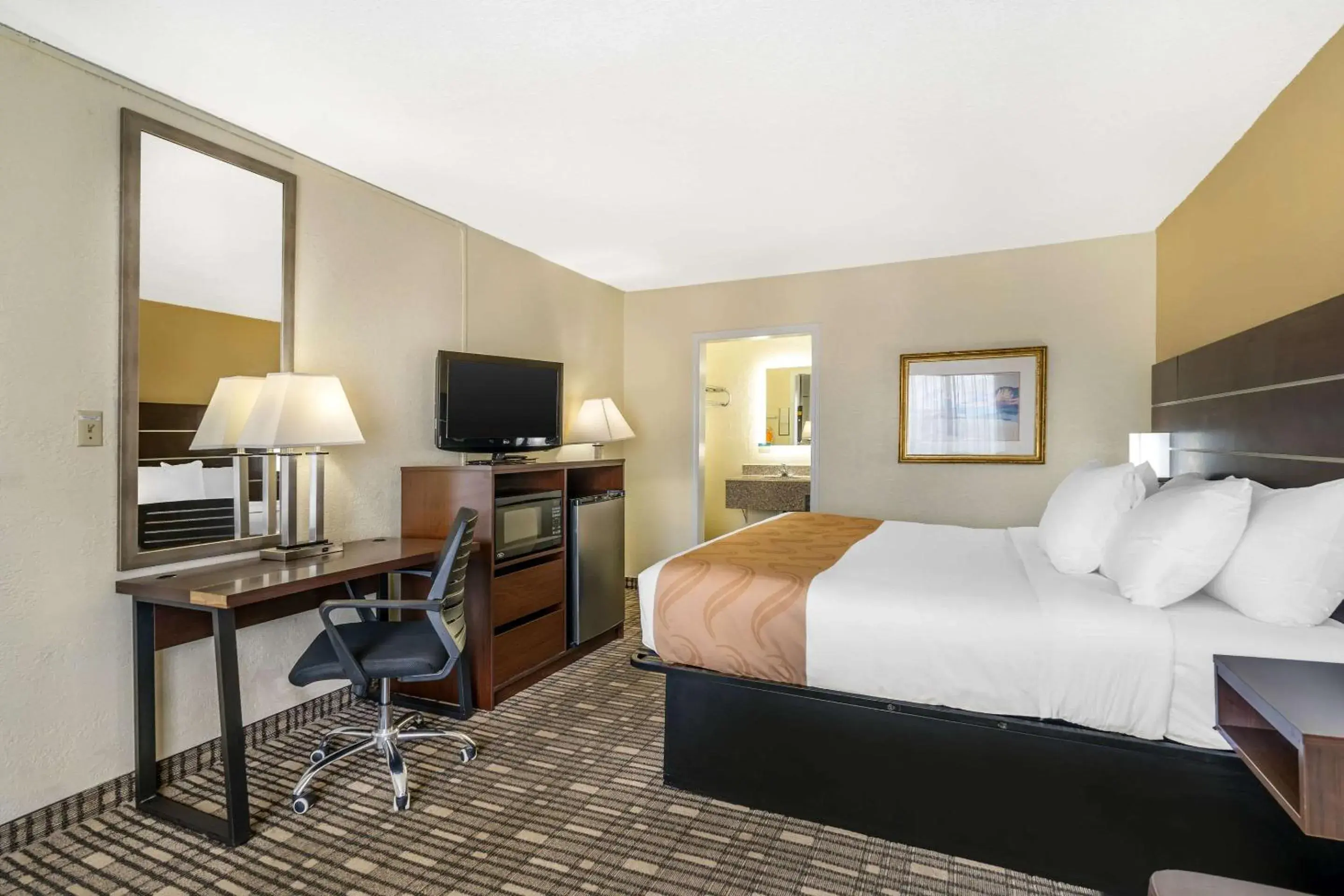 Bedroom, Bed in Quality Inn Tucumcari Bedroom, Bed in Quality Inn Tucumcari