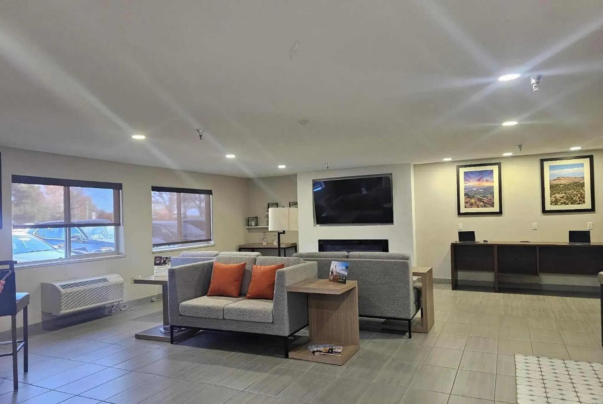 Lobby or reception in Wingate by Wyndham Los Alamos Lobby or reception in Wingate by Wyndham Los Alamos