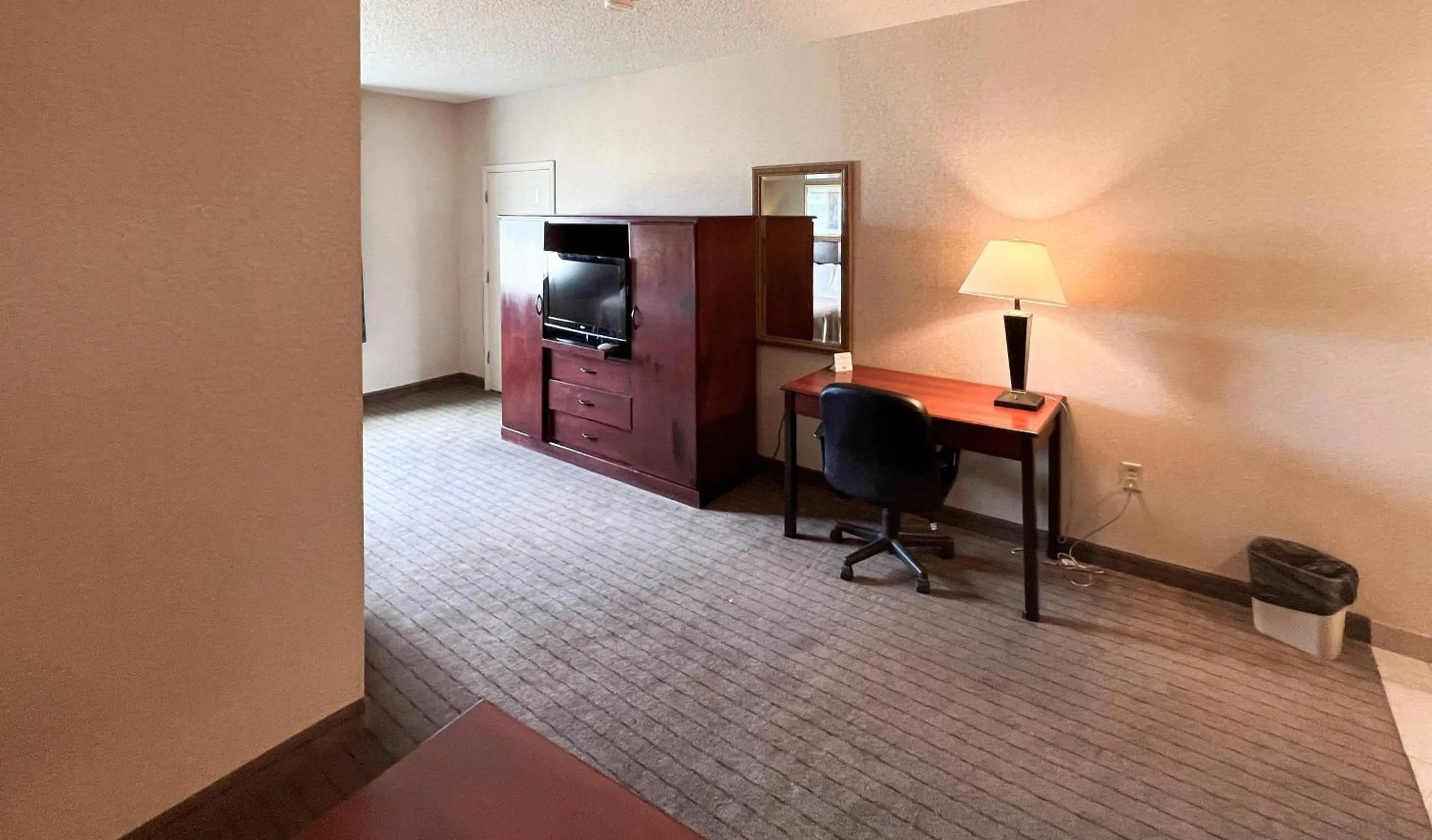 Bedroom in Quality Inn & Suites Grants - I-40