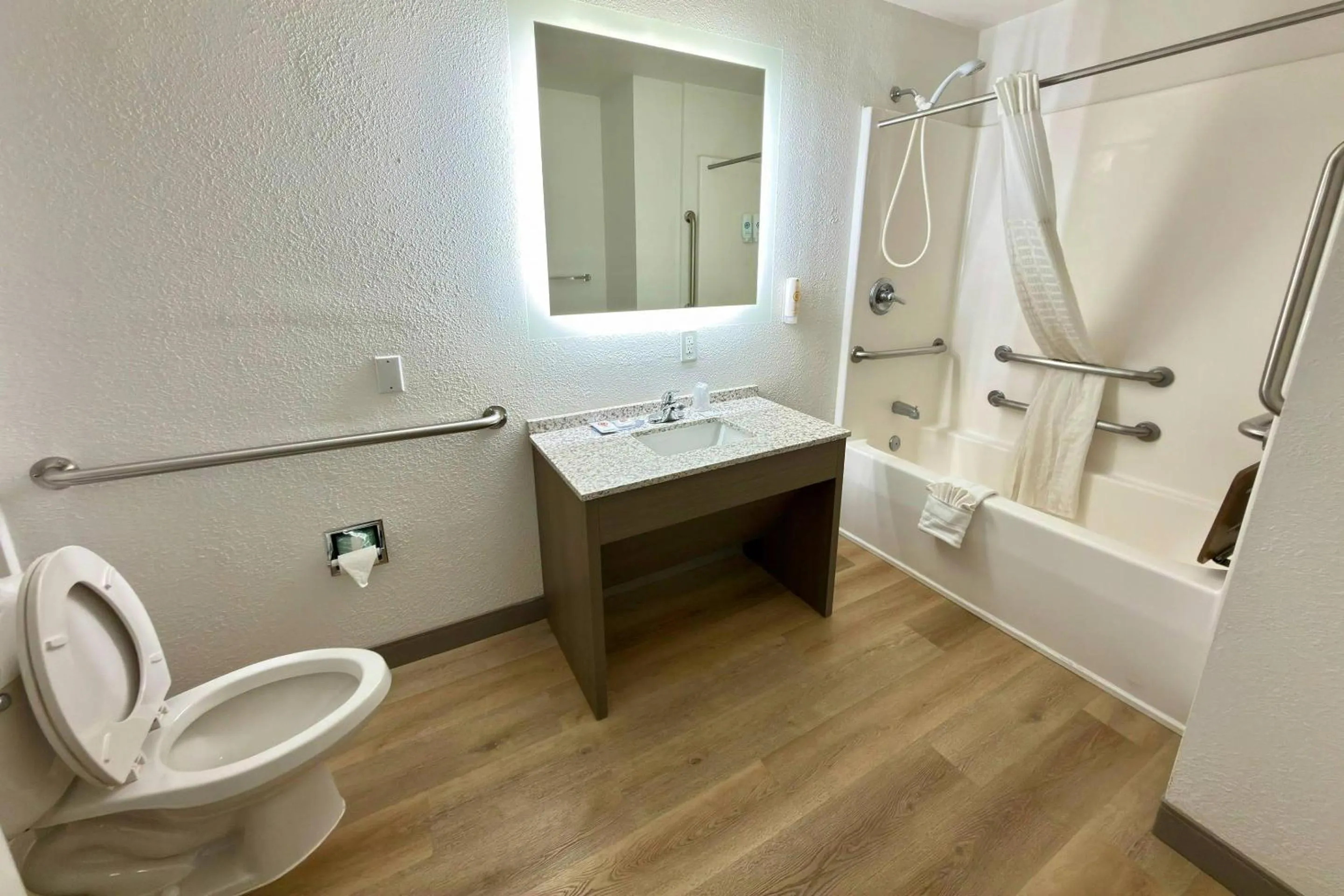 Bedroom in Comfort Inn Gallup I-40 Exit 20