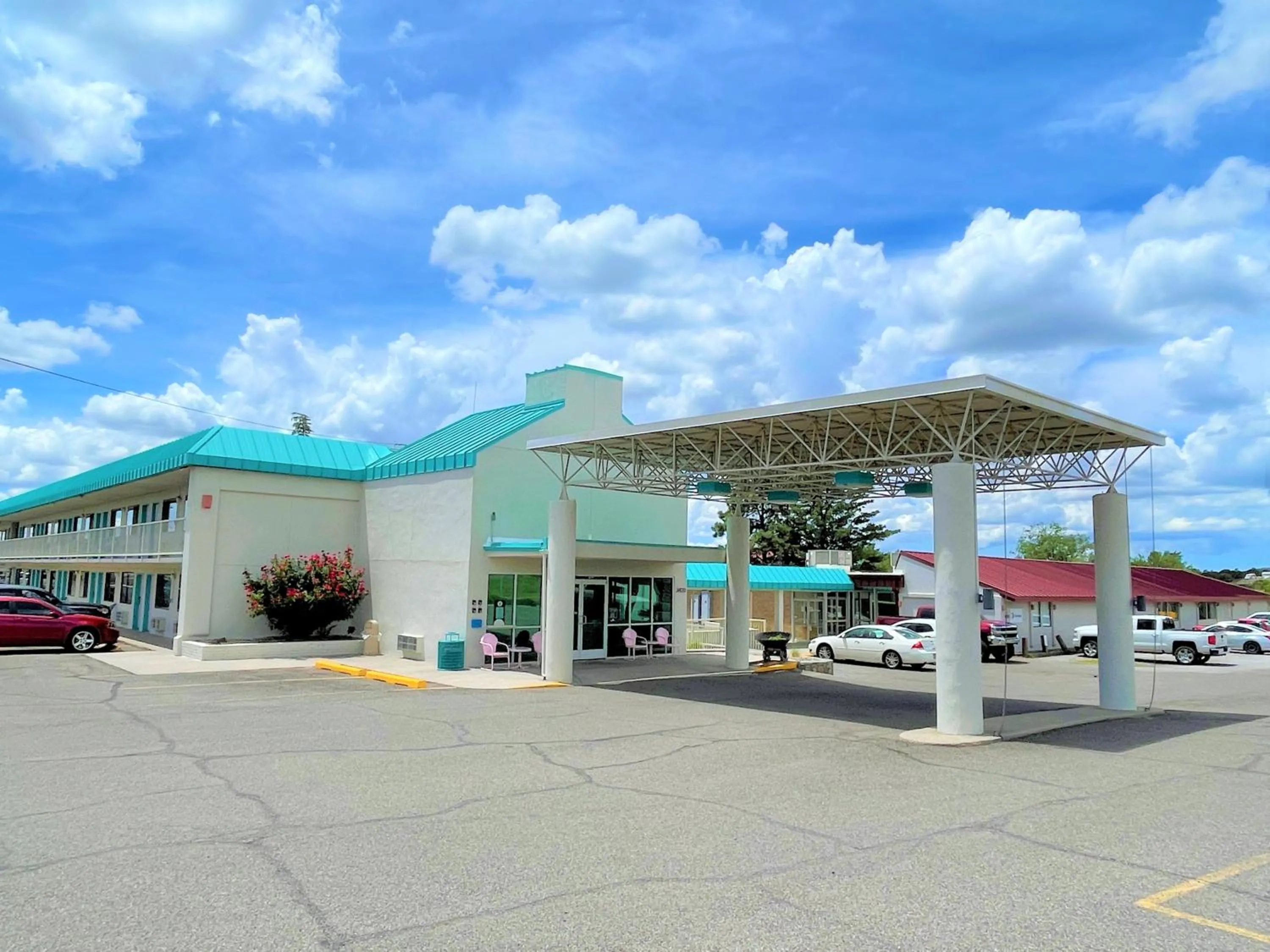 Property building in LuLu Silver City