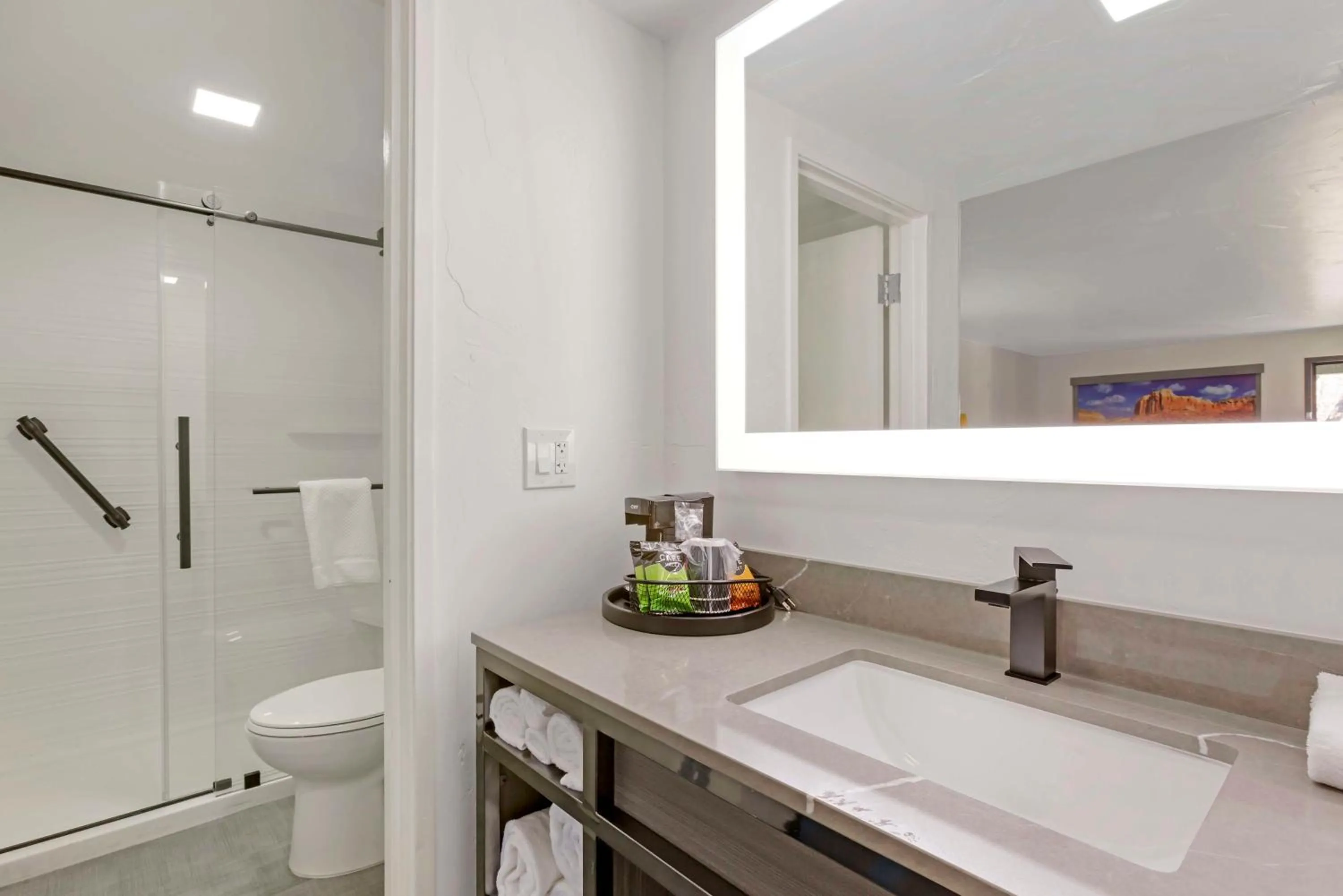 Bathroom in Hotel Blue 66, BW Signature Collection