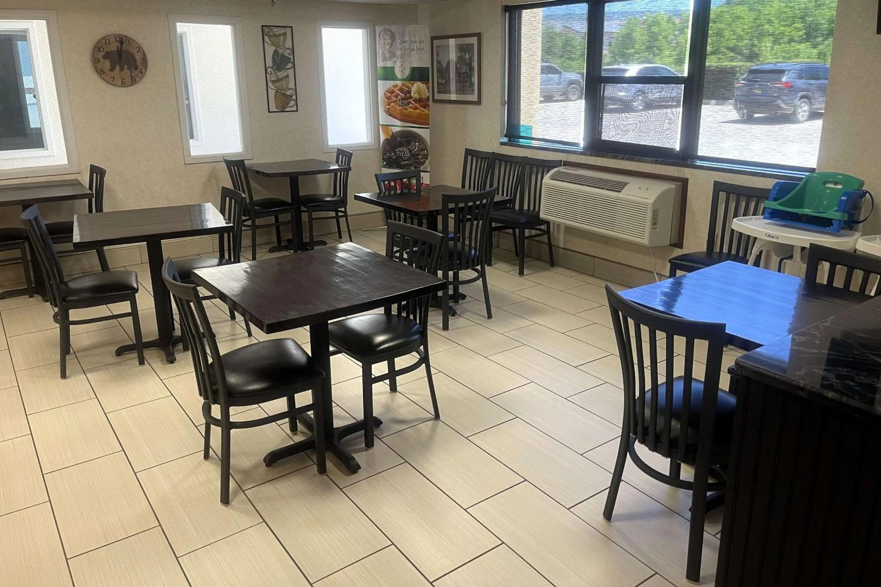 Breakfast in Quality Inn Raton, NM