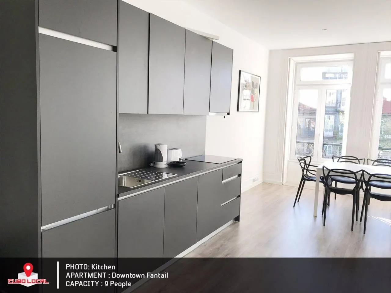 Kitchen or kitchenette in Downtown Fantail