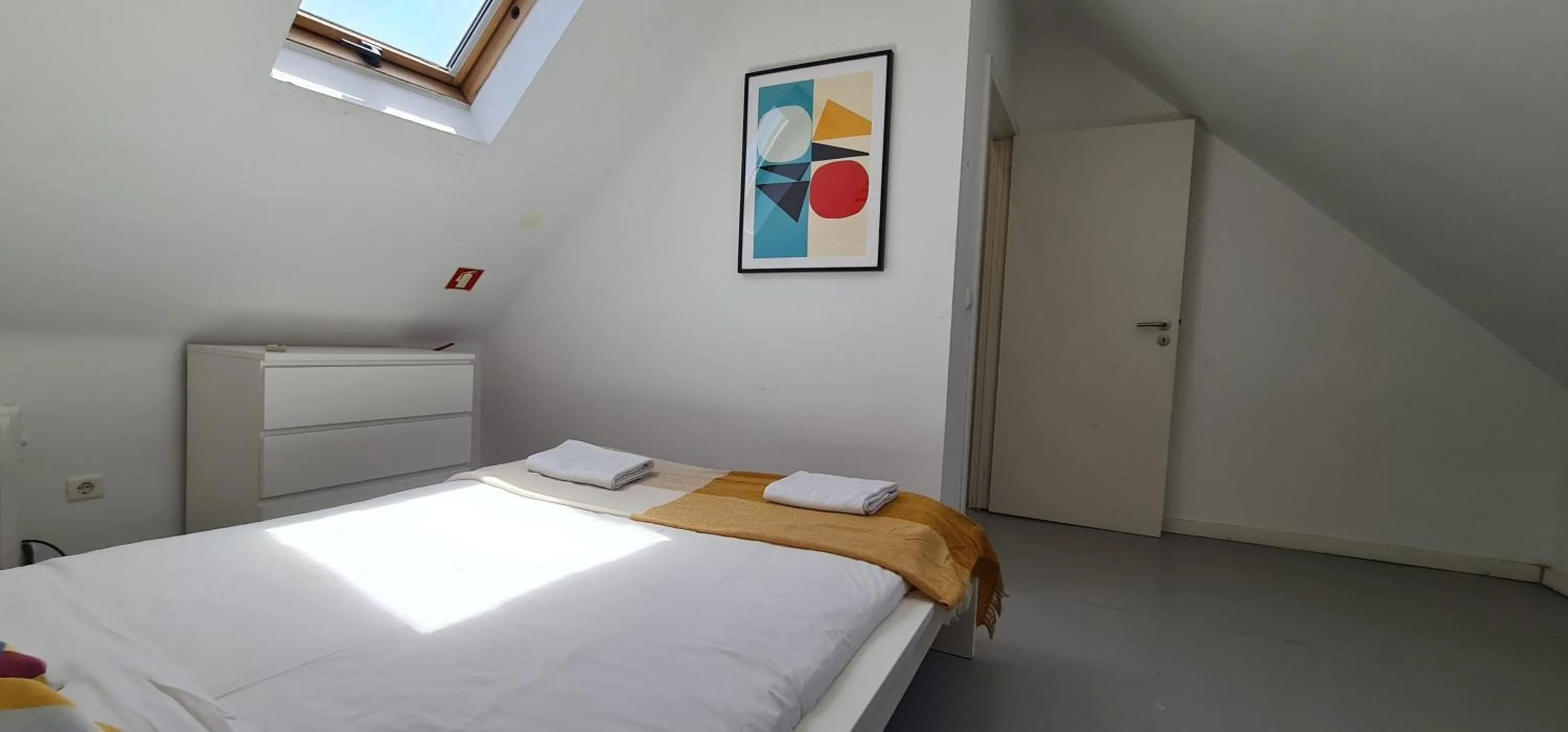 Bed in Downtown Fantail