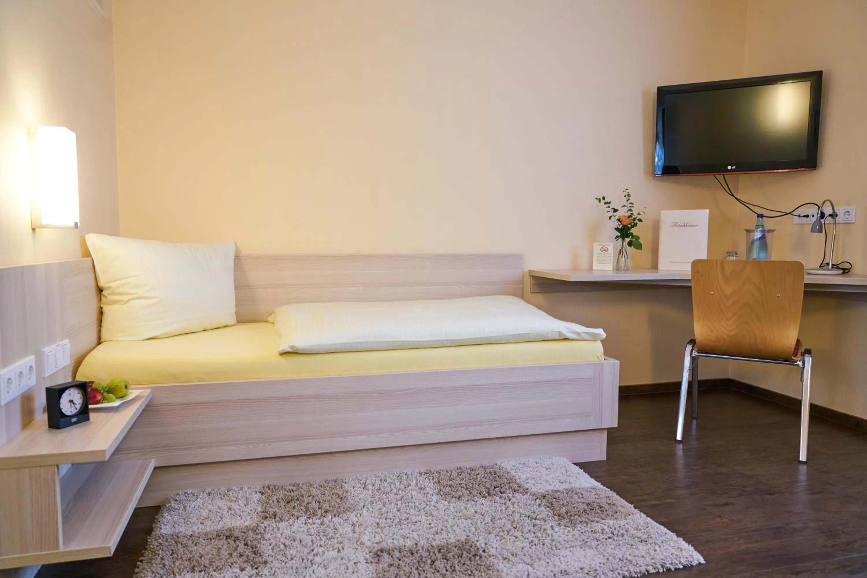 Bed in Landgasthof Fleischhauer