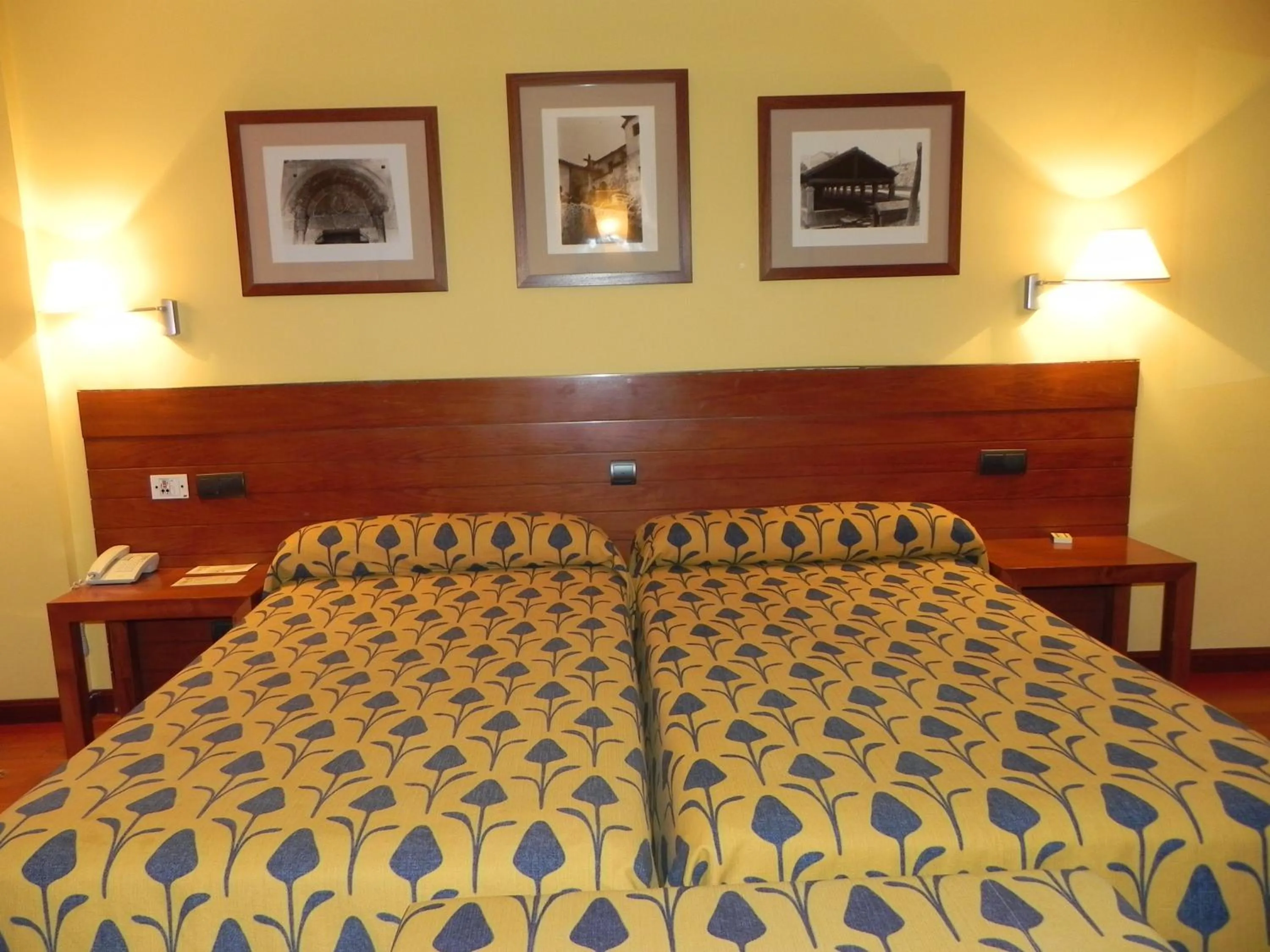 Bed in Hotel Rural Vado del Duratón