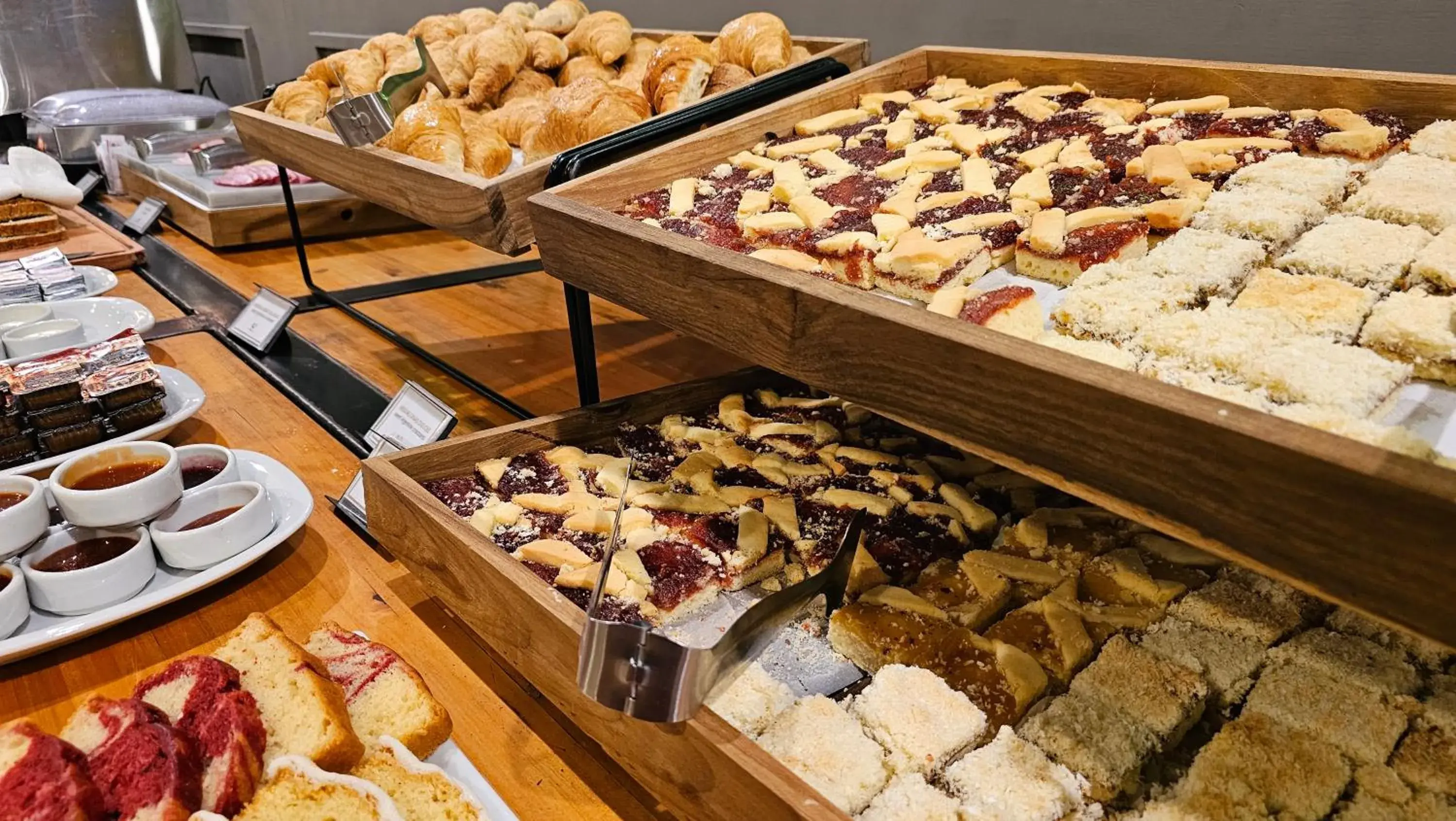 Breakfast in Pioneros Suites by Grupo Tierra Gaucha Breakfast in Pioneros Suites by Grupo Tierra Gaucha