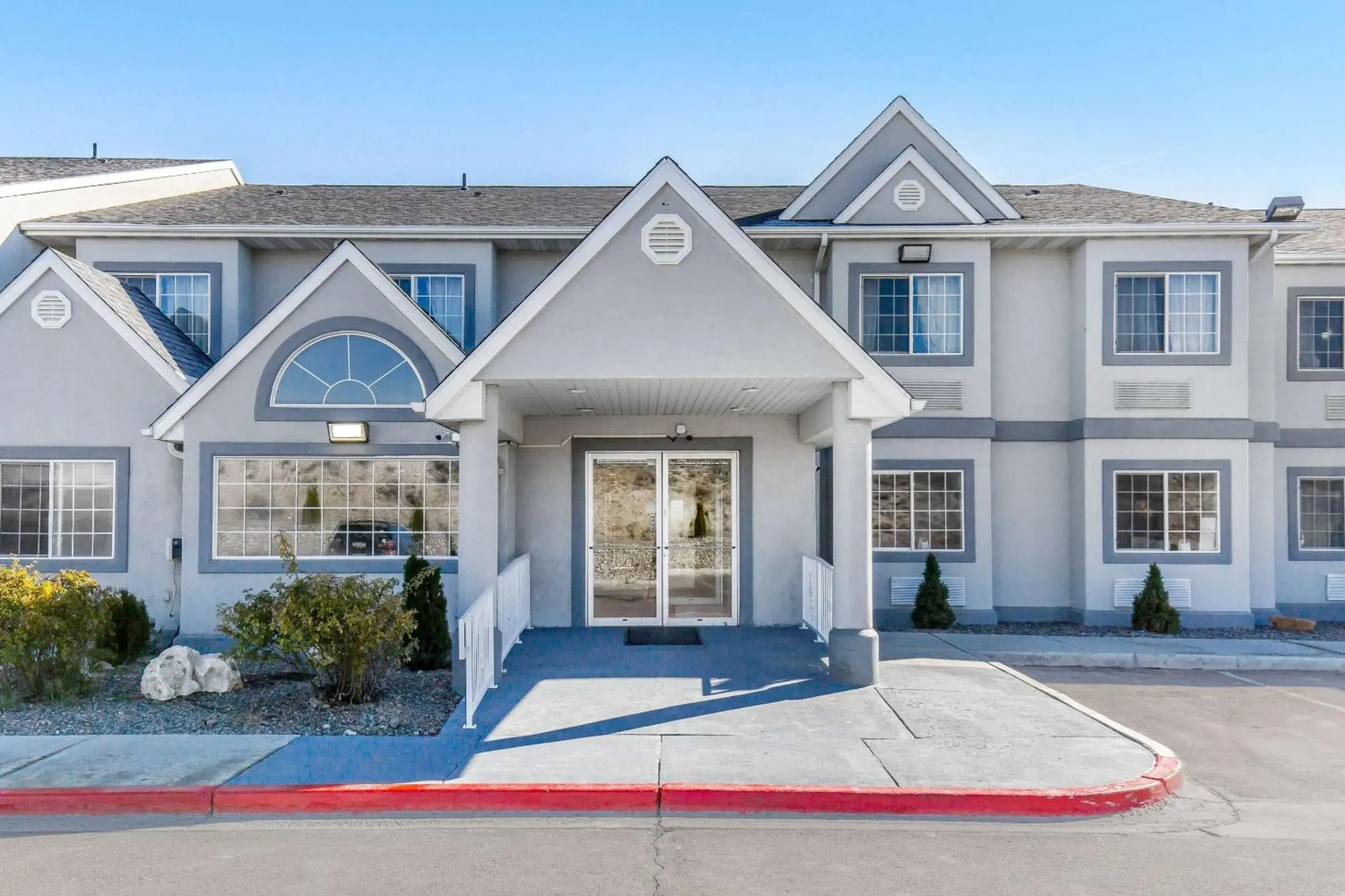 Property building in Quality Inn & Suites Elko Property building in Quality Inn & Suites Elko