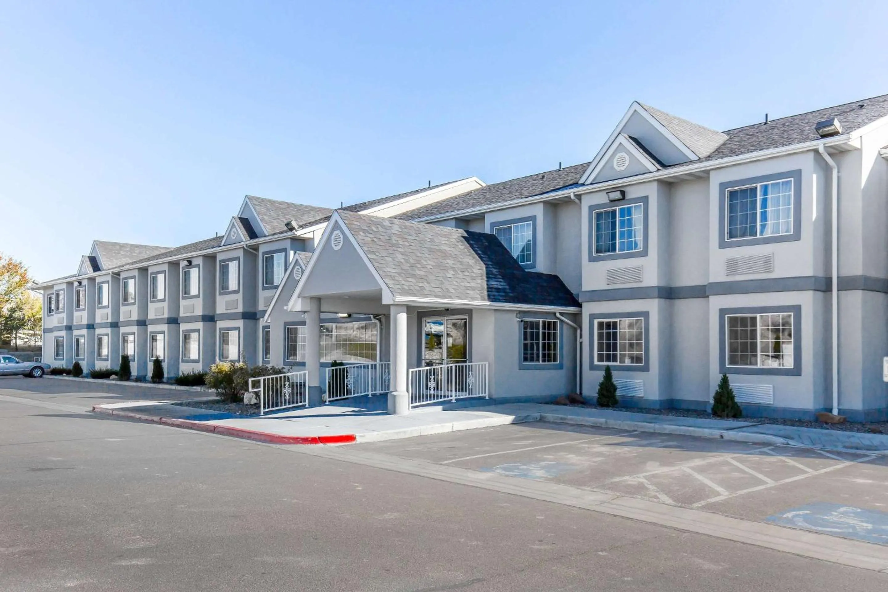 Property building in Quality Inn & Suites Elko