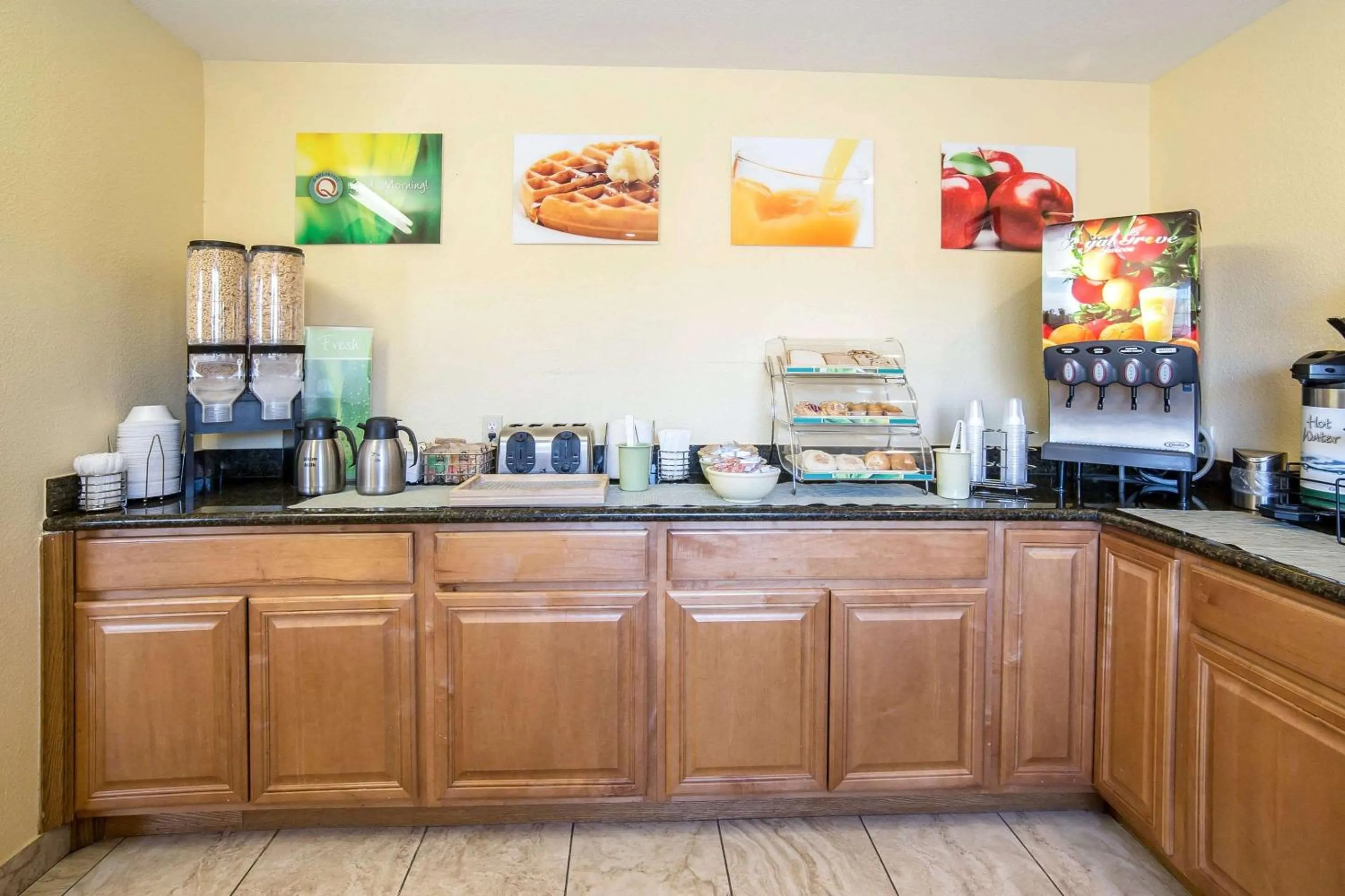 Restaurant/places to eat in Quality Inn & Suites Elko