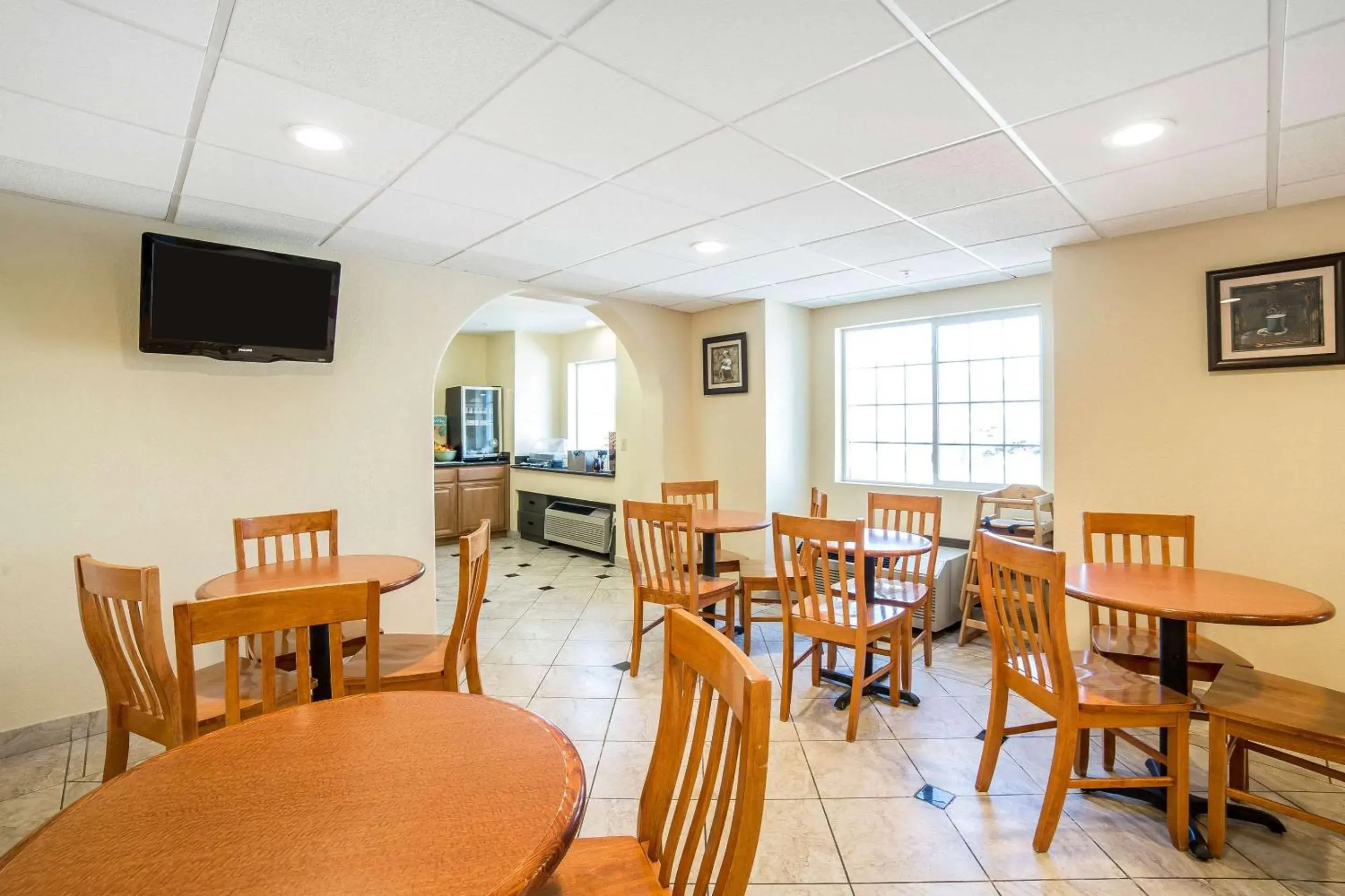 Restaurant/places to eat in Quality Inn & Suites Elko Restaurant/places to eat in Quality Inn & Suites Elko