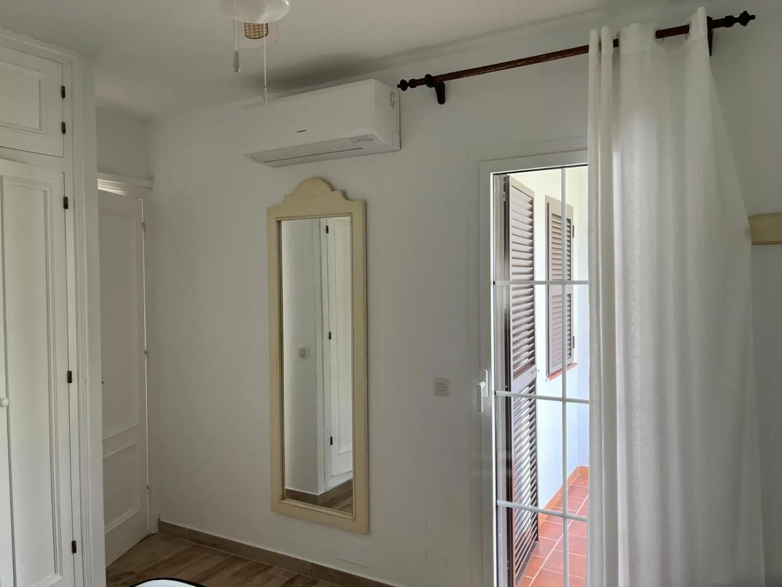 air conditioner in Apartamentos Son Bou Gardens By MENORCARENTALS