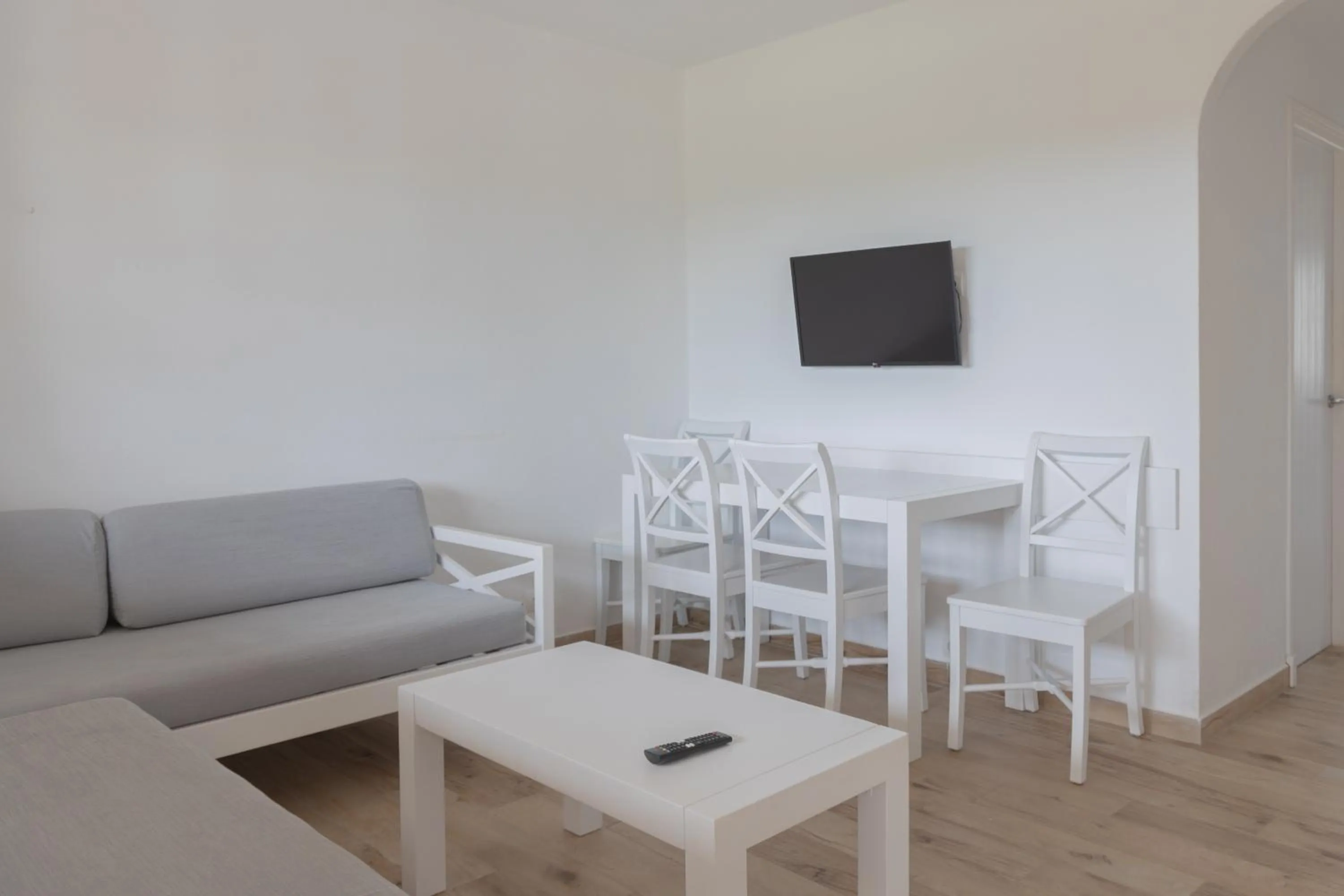 TV and multimedia in Apartamentos Son Bou Gardens By MENORCARENTALS