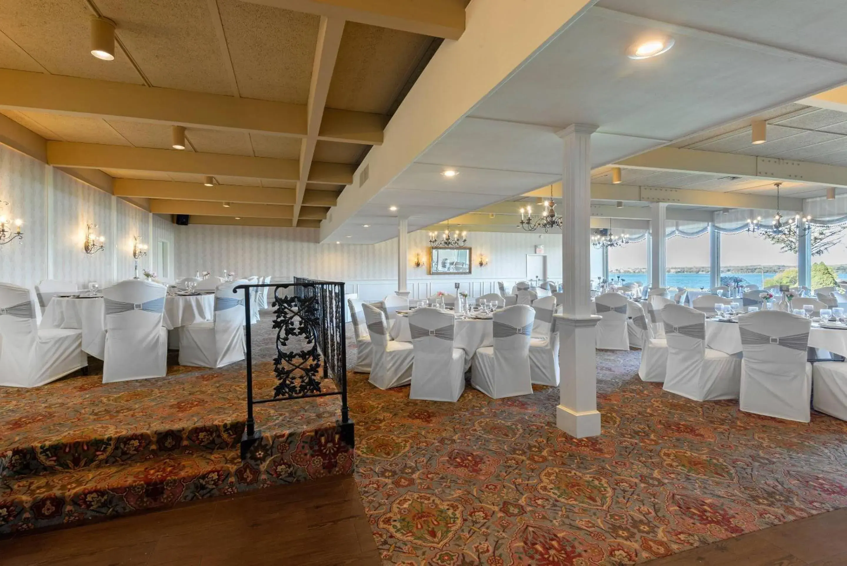 Meeting/conference room in The Inn at Gran View Ogdensburg, an Ascend Collection Hotel Meeting/conference room in The Inn at Gran View Ogdensburg, an Ascend Collection Hotel