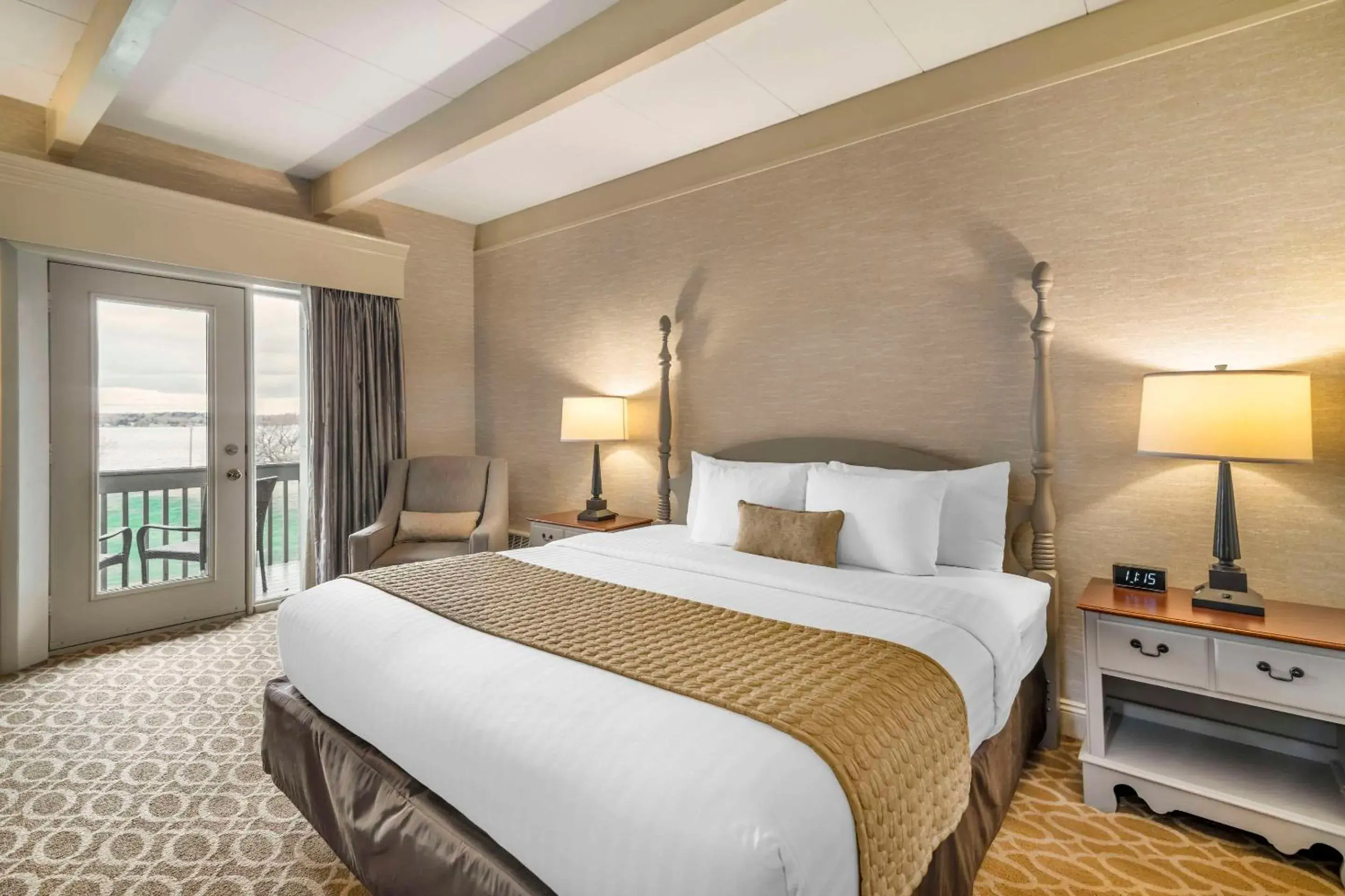 Bedroom, Bed in The Inn at Gran View Ogdensburg, Ascend Hotel Collection Bedroom, Bed in The Inn at Gran View Ogdensburg, Ascend Hotel Collection