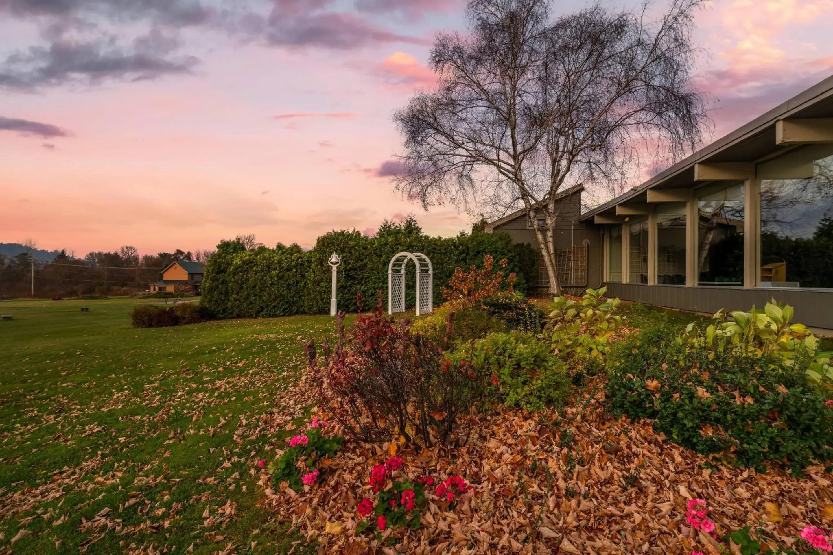 Property building in The Inn at Gran View Ogdensburg, an Ascend Collection Hotel Property building in The Inn at Gran View Ogdensburg, an Ascend Collection Hotel