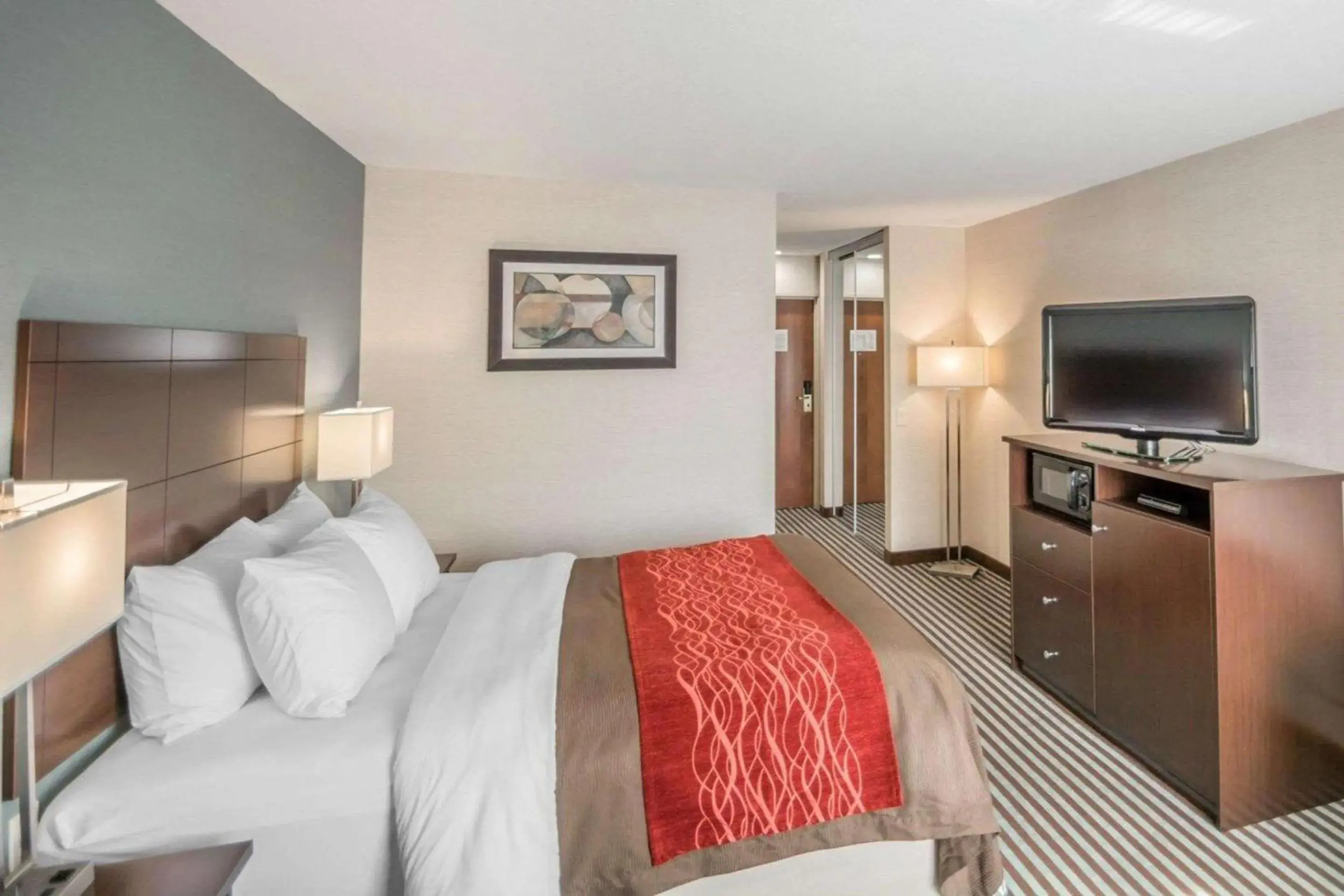 Photo of the whole room, Bed in Quality Inn Photo of the whole room, Bed in Quality Inn