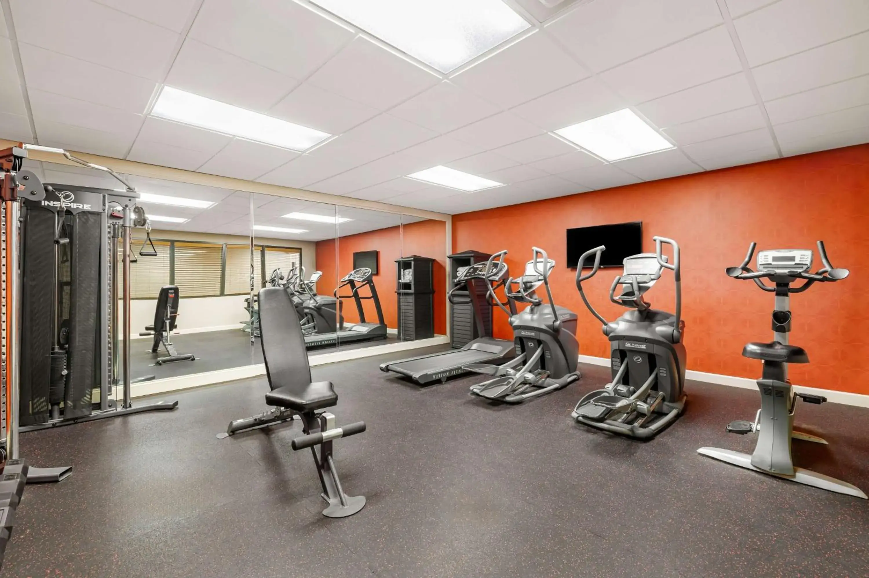 Fitness centre/facilities in Best Western Maple City Inn Fitness centre/facilities in Best Western Maple City Inn
