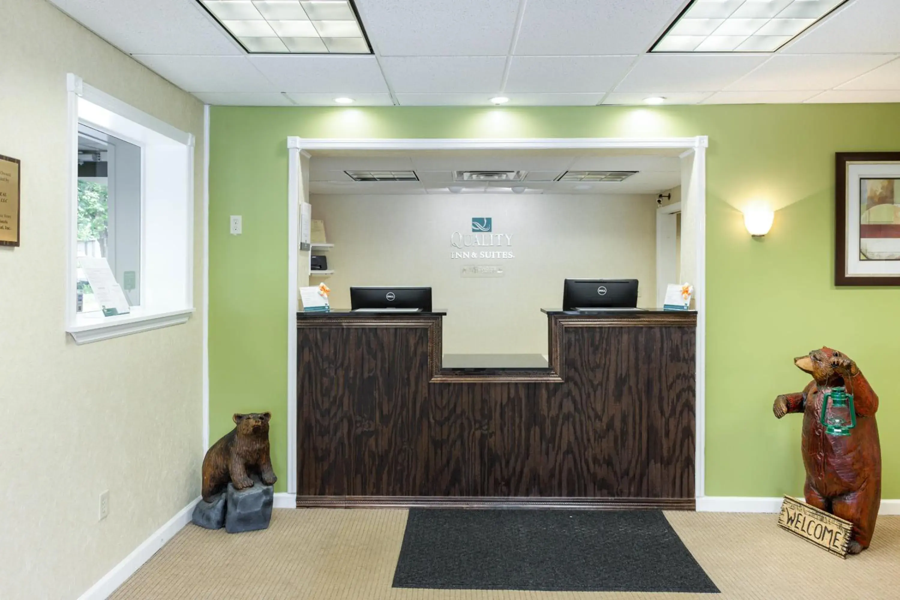 Lobby or reception in Quality Inn & Suites Plattsburgh Lobby or reception in Quality Inn & Suites Plattsburgh