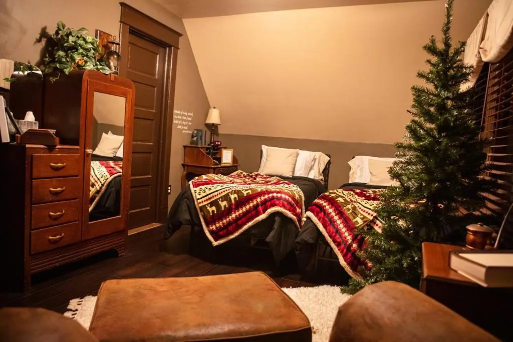 The Katherine Holle House