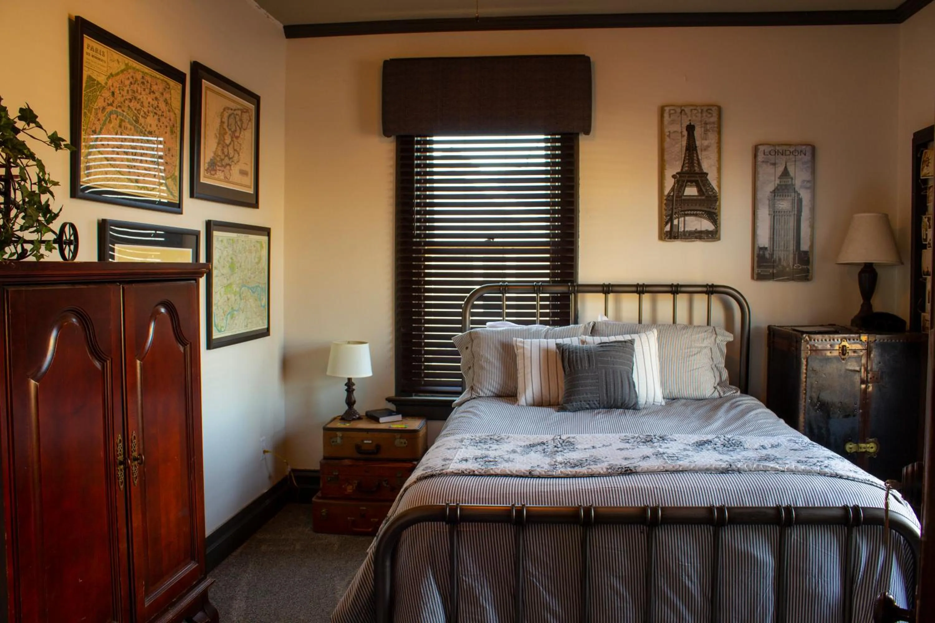 The Katherine Holle House