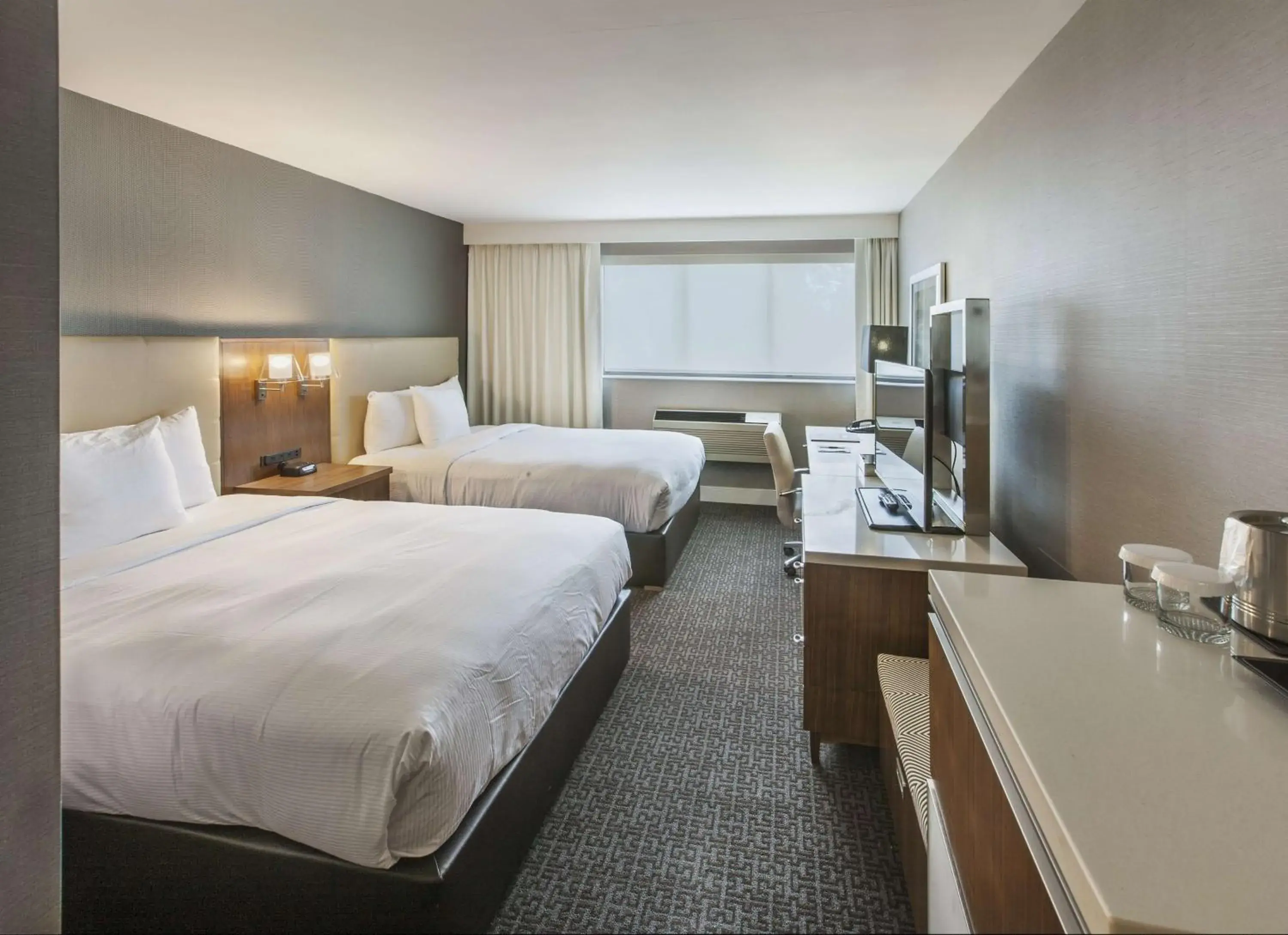 Bedroom, Bed in DoubleTree by Hilton Nanuet Bedroom, Bed in DoubleTree by Hilton Nanuet
