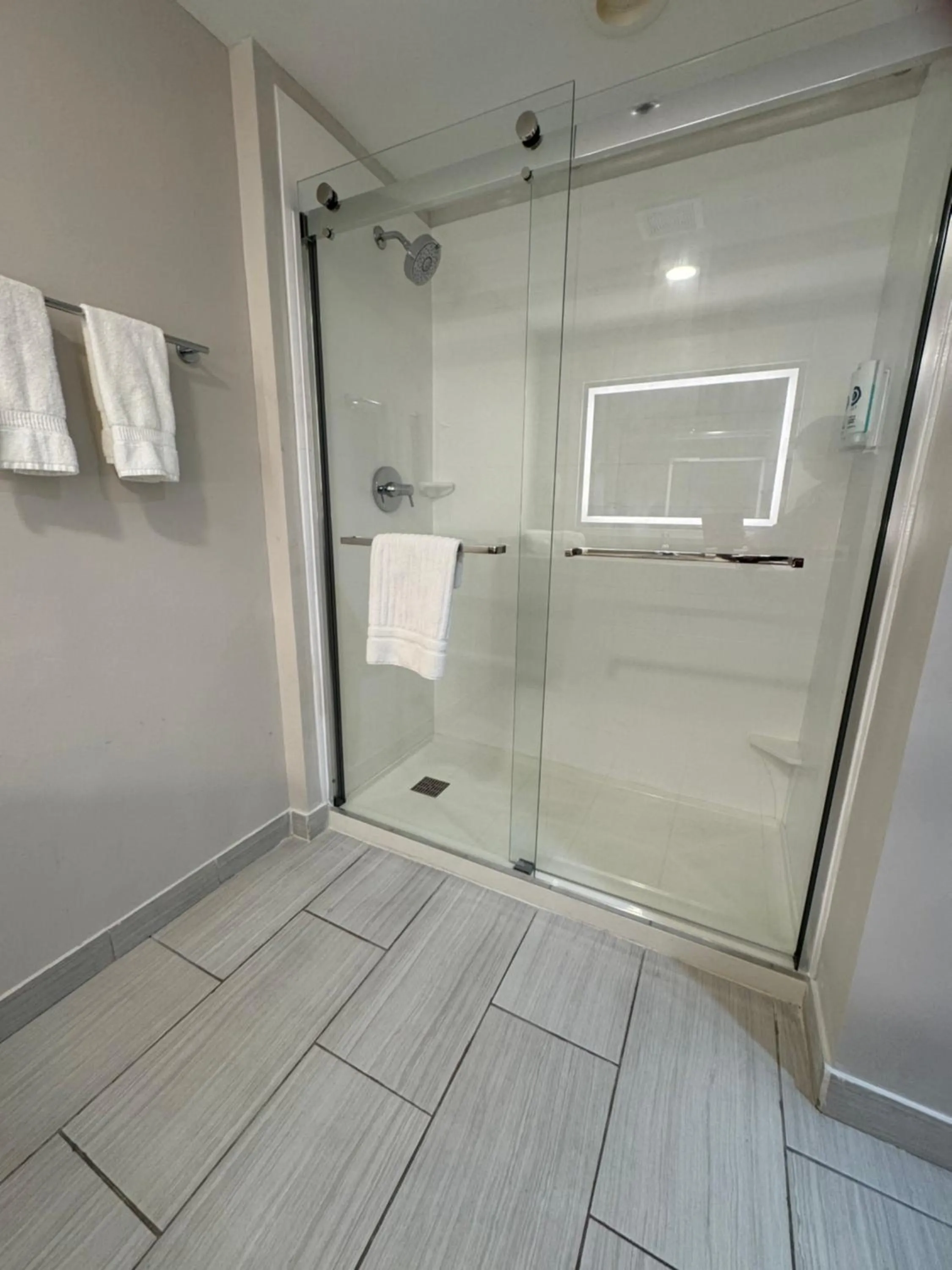 Bathroom in Comfort Inn & Suites Syracuse-Carrier Circle