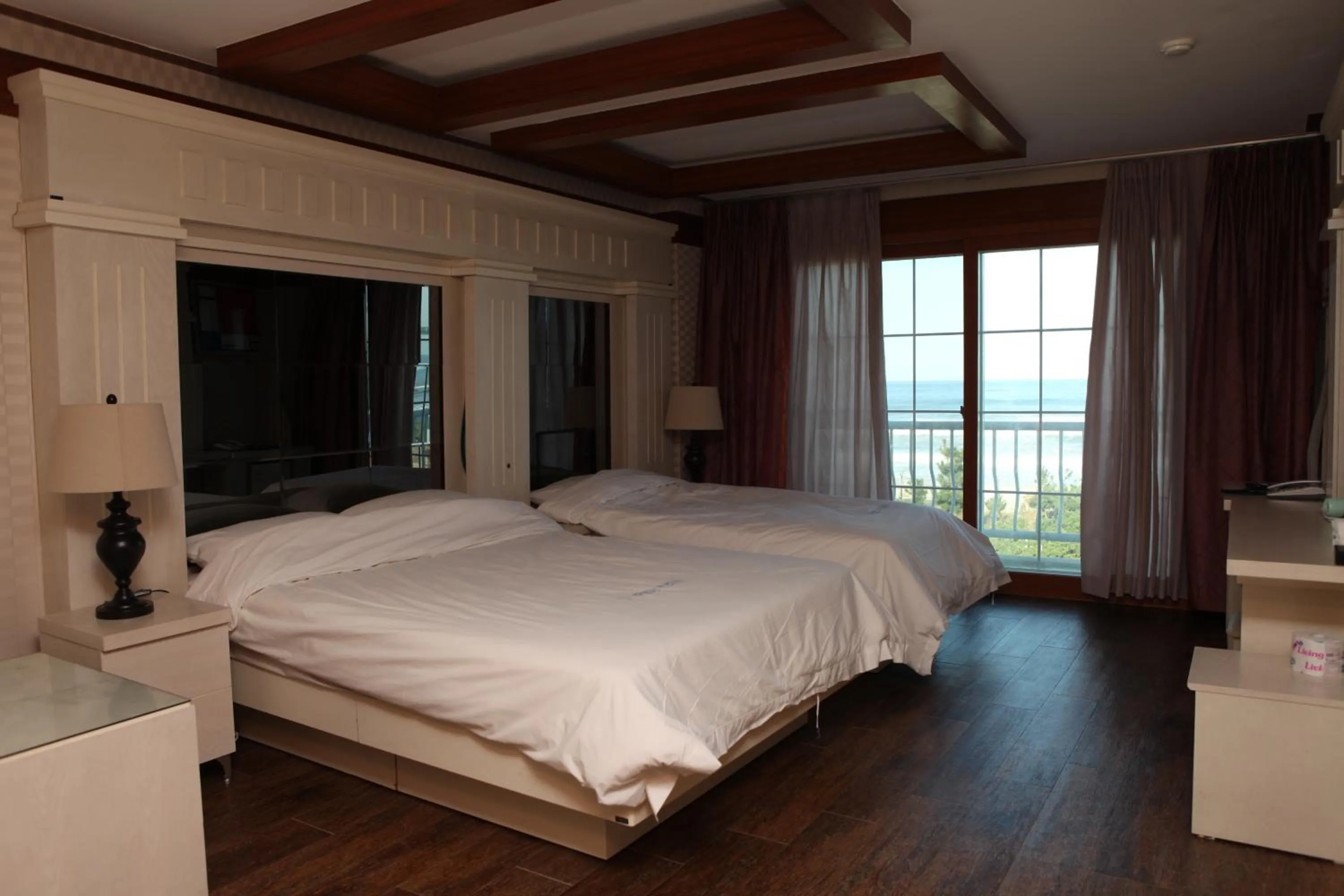 Benikea Hotel Mountain & Ocean Yangyang