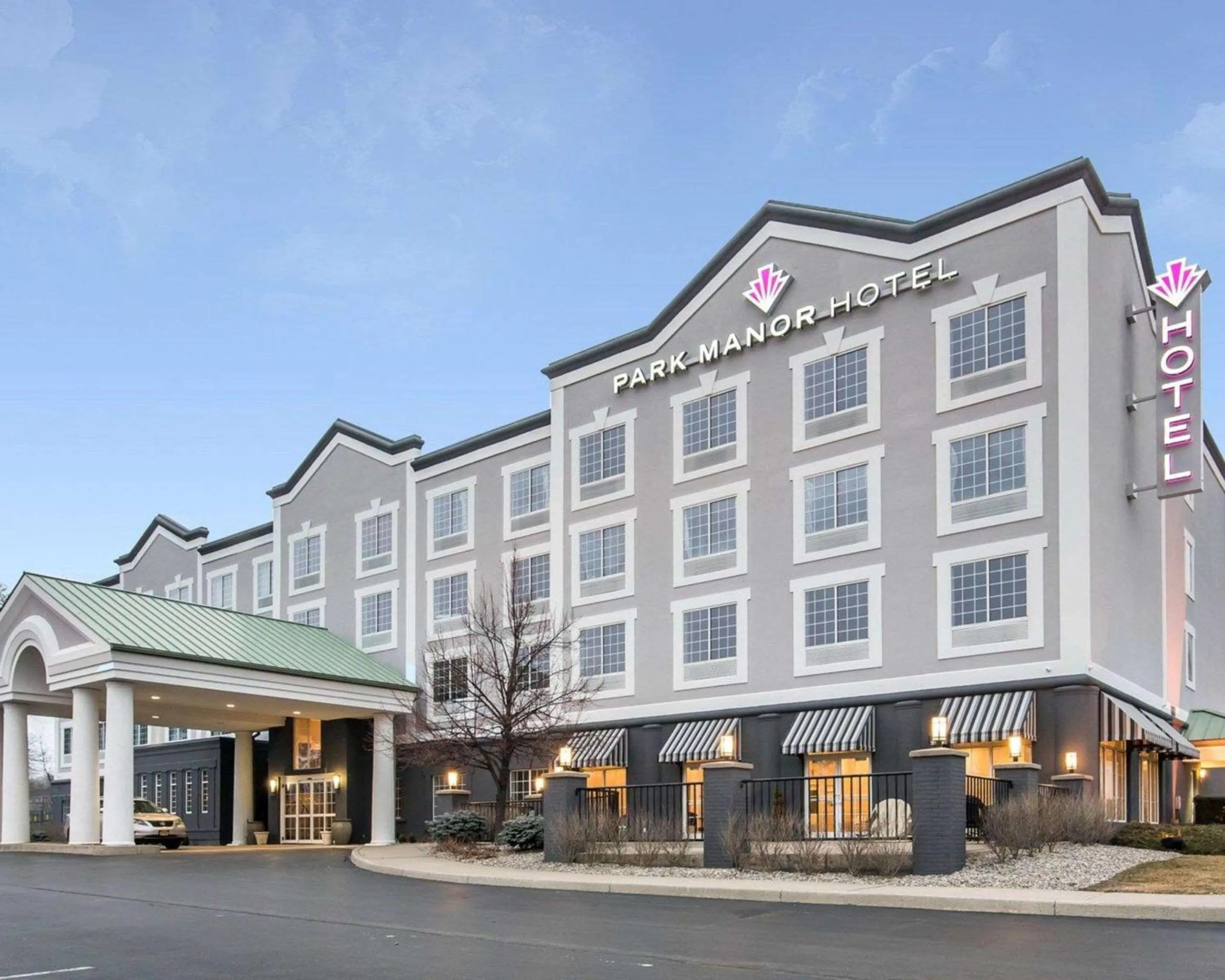 Property building in Park Manor Hotel