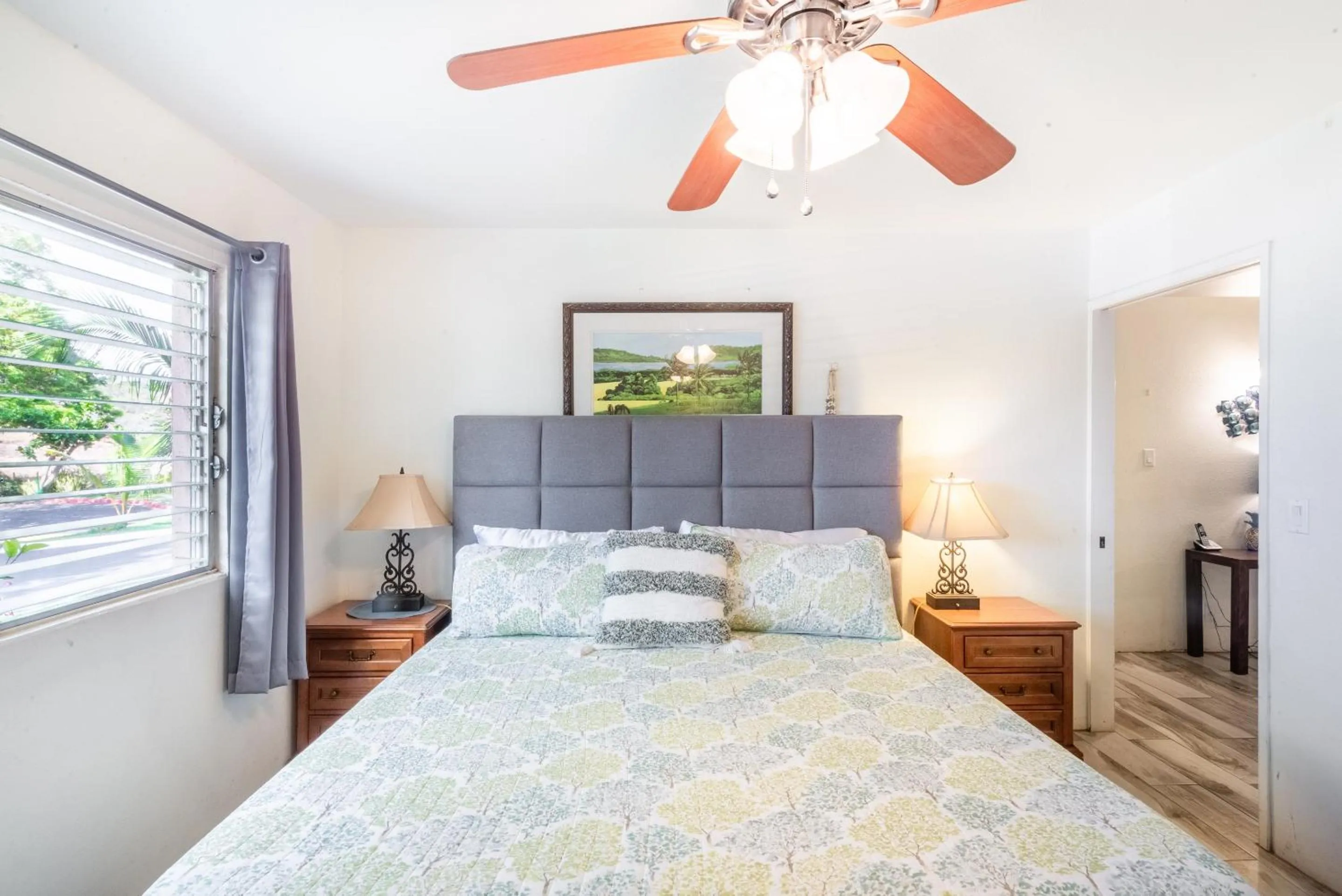 Bed in Wonderful Maui Vista-Kihei Kai Nani Beach Condos