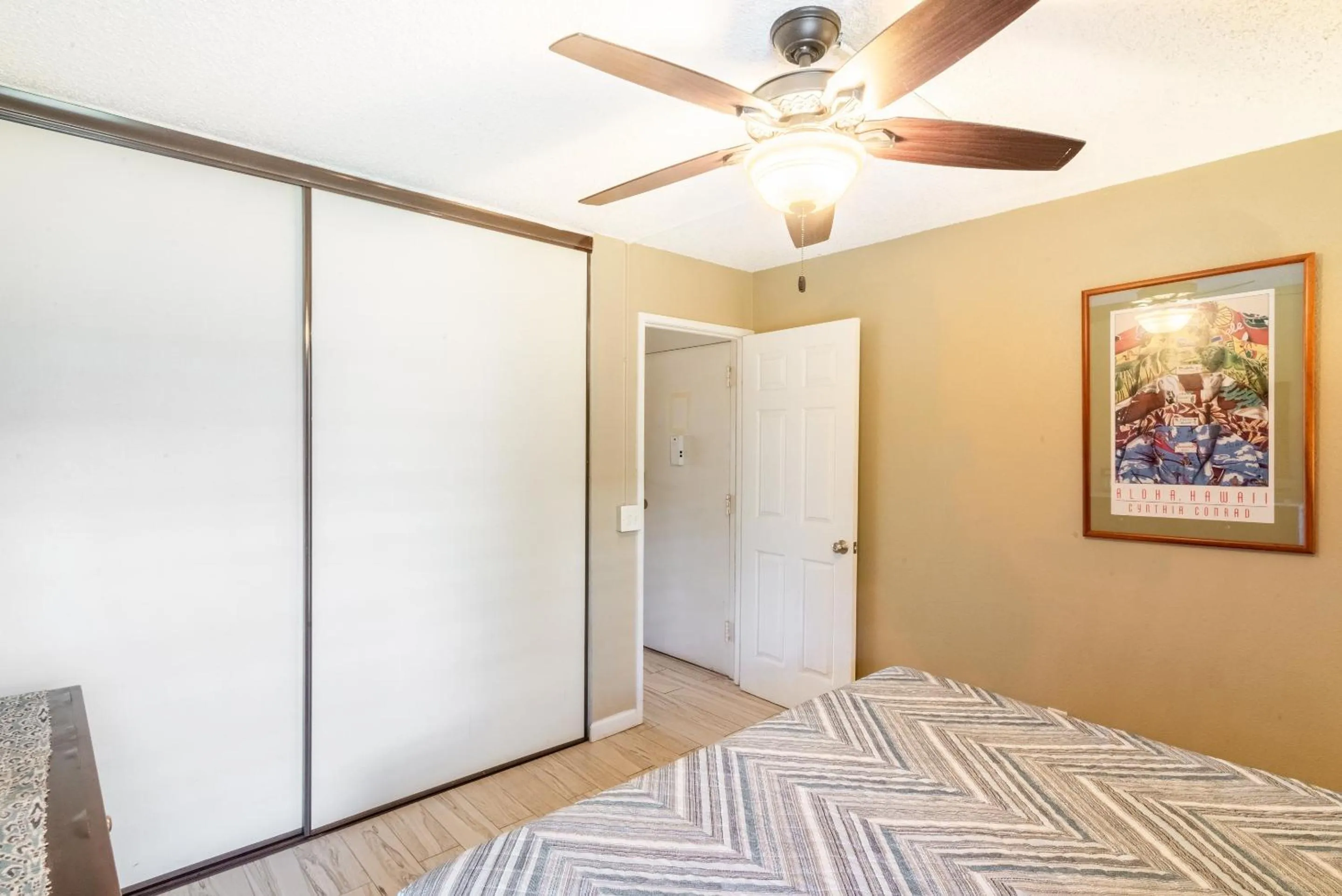 Bed in Wonderful Maui Vista-Kihei Kai Nani Beach Condos