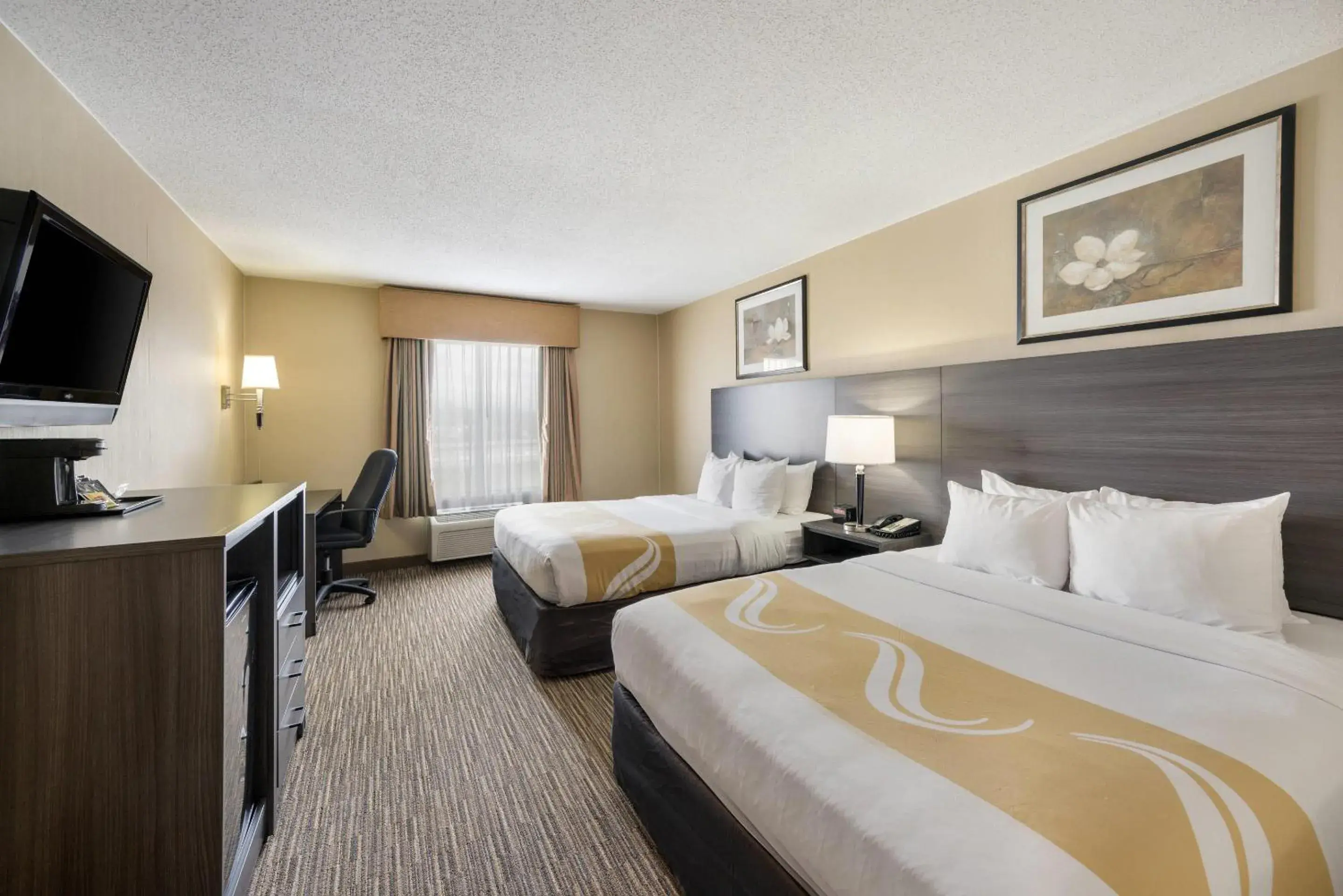 Queen Room with Two Queen Beds - Disability Access/Non-Smoking in Quality Inn & Suites Fishkill South near I-84 Queen Room with Two Queen Beds - Disability Access/Non-Smoking in Quality Inn & Suites Fishkill South near I-84