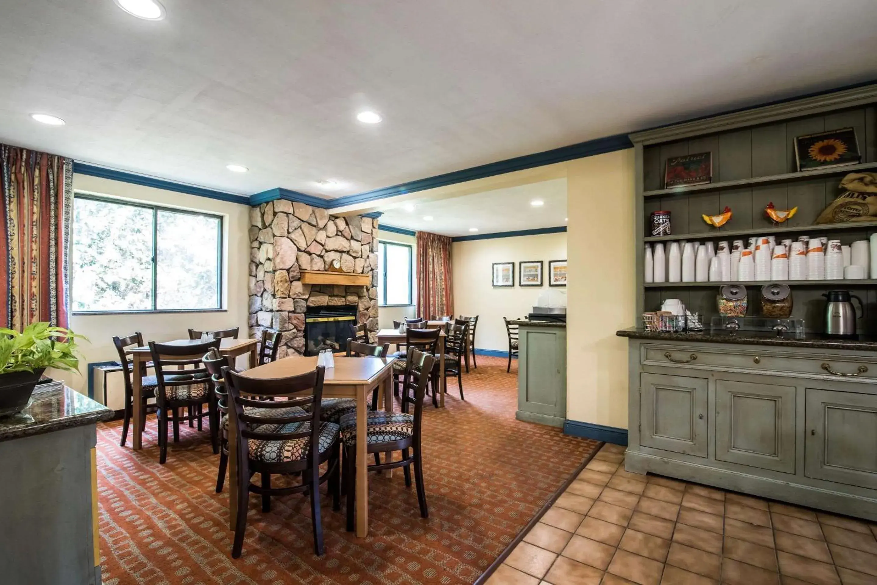 Restaurant/places to eat in Quality Inn Cortland - University Area Restaurant/places to eat in Quality Inn Cortland - University Area