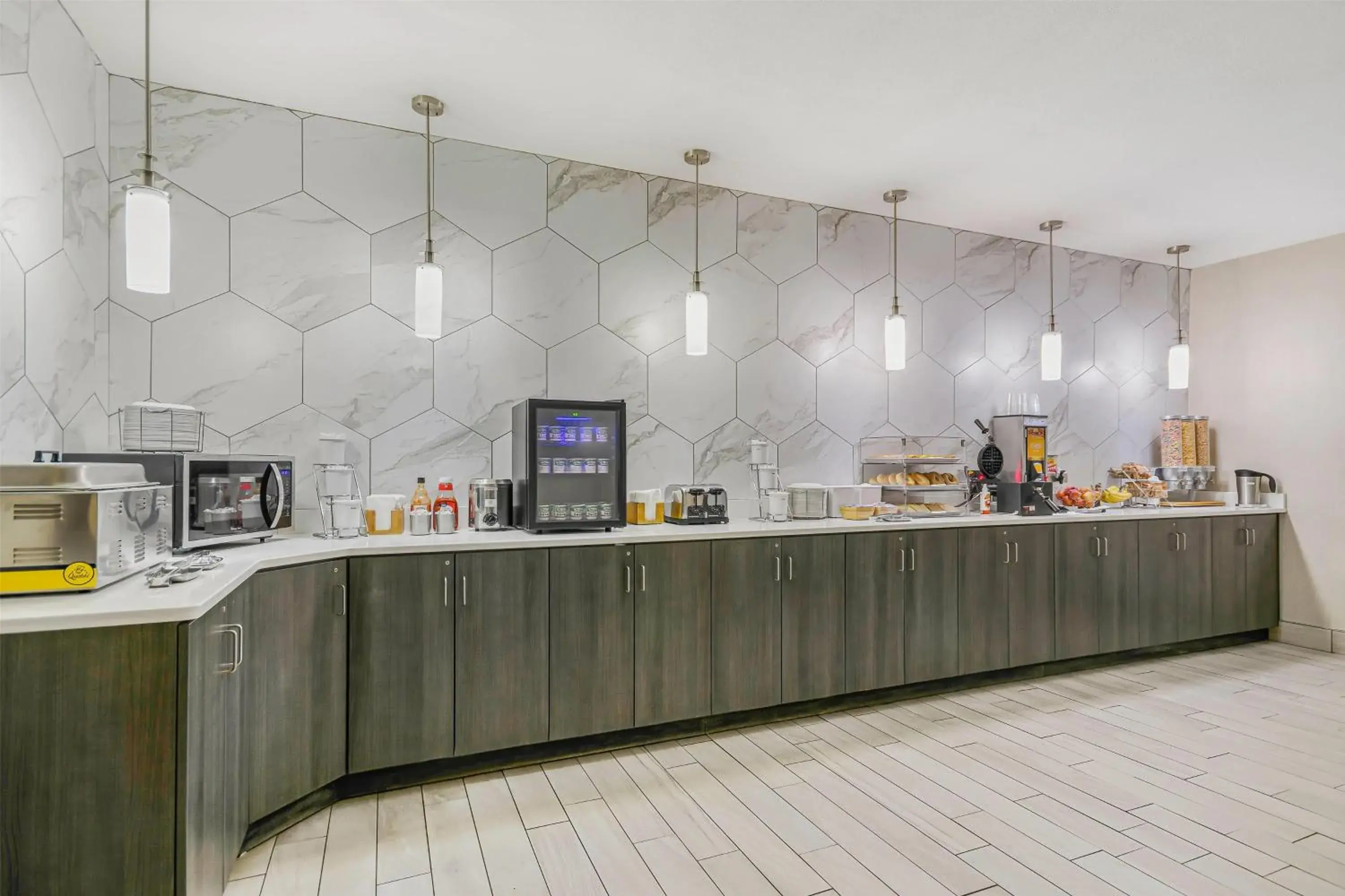 Restaurant/places to eat in La Quinta by Wyndham Batavia Restaurant/places to eat in La Quinta by Wyndham Batavia